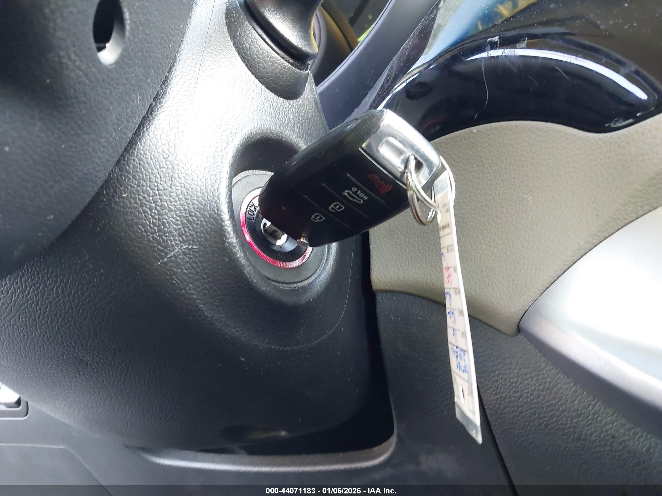 KIA RIO image 11