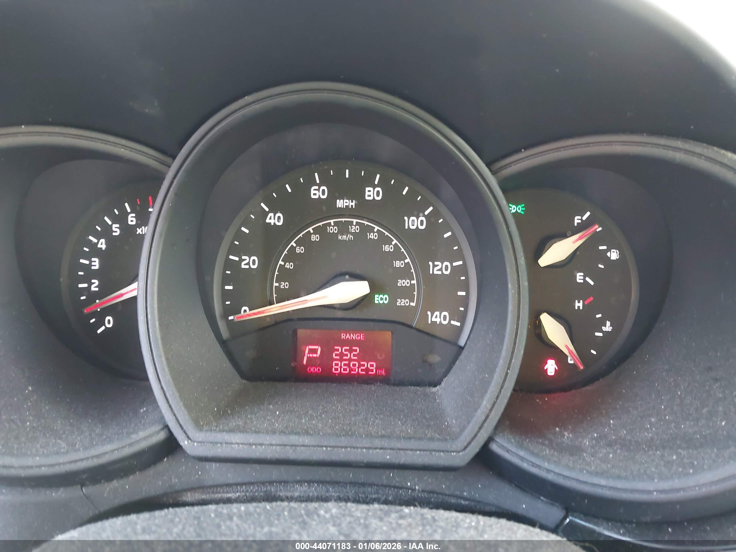 KIA RIO image 7