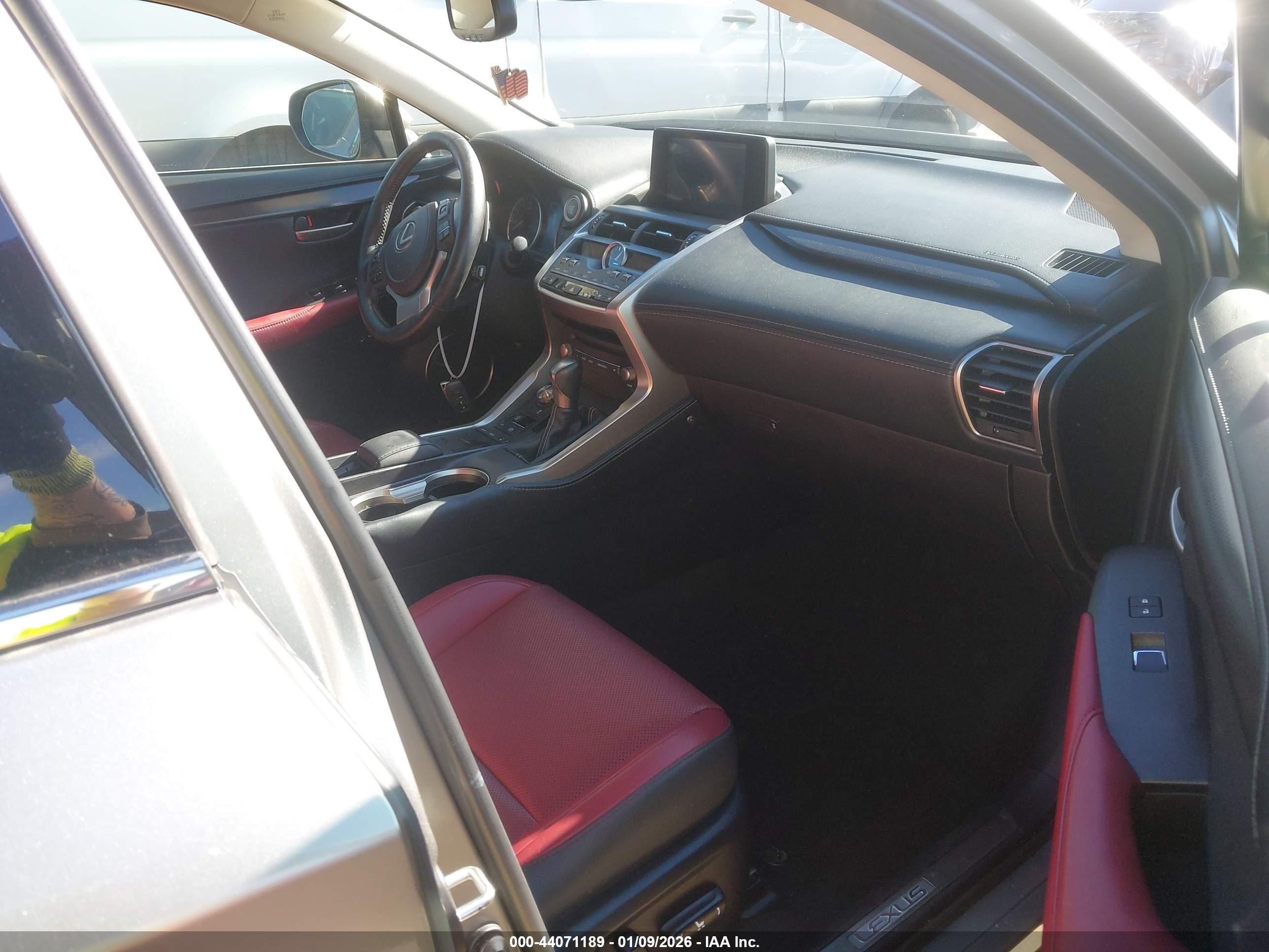LEXUS NX image 5