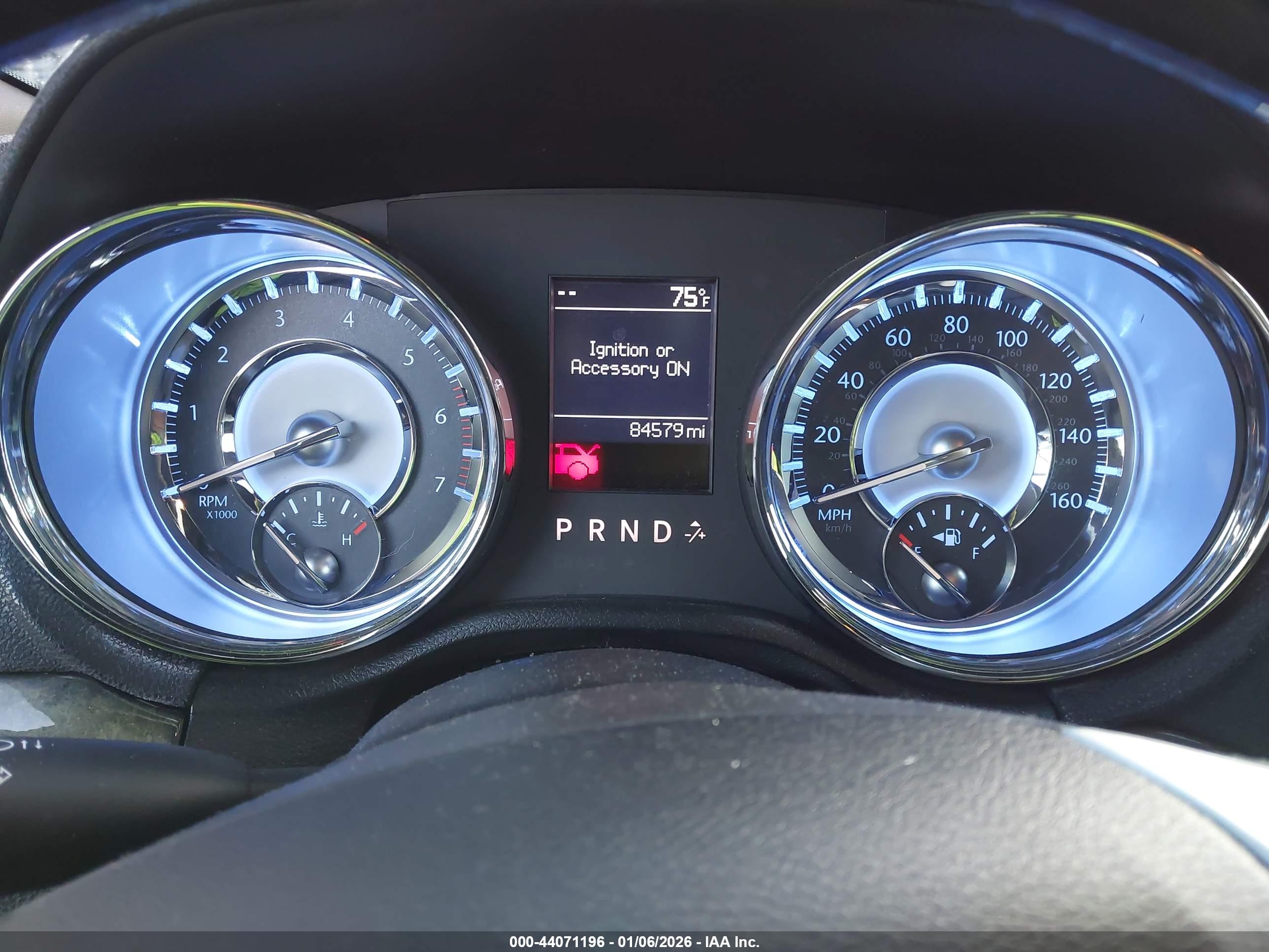 CHRYSLER 300C image 7