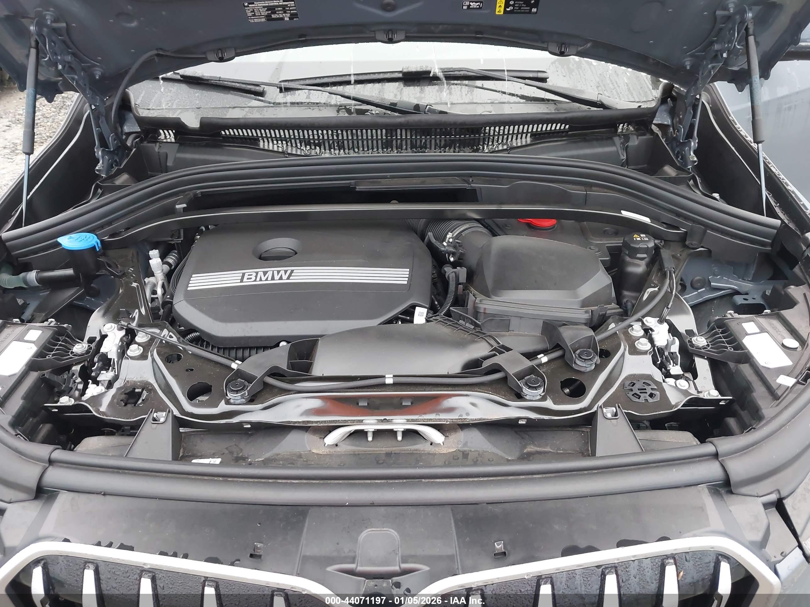 BMW X1 image 10