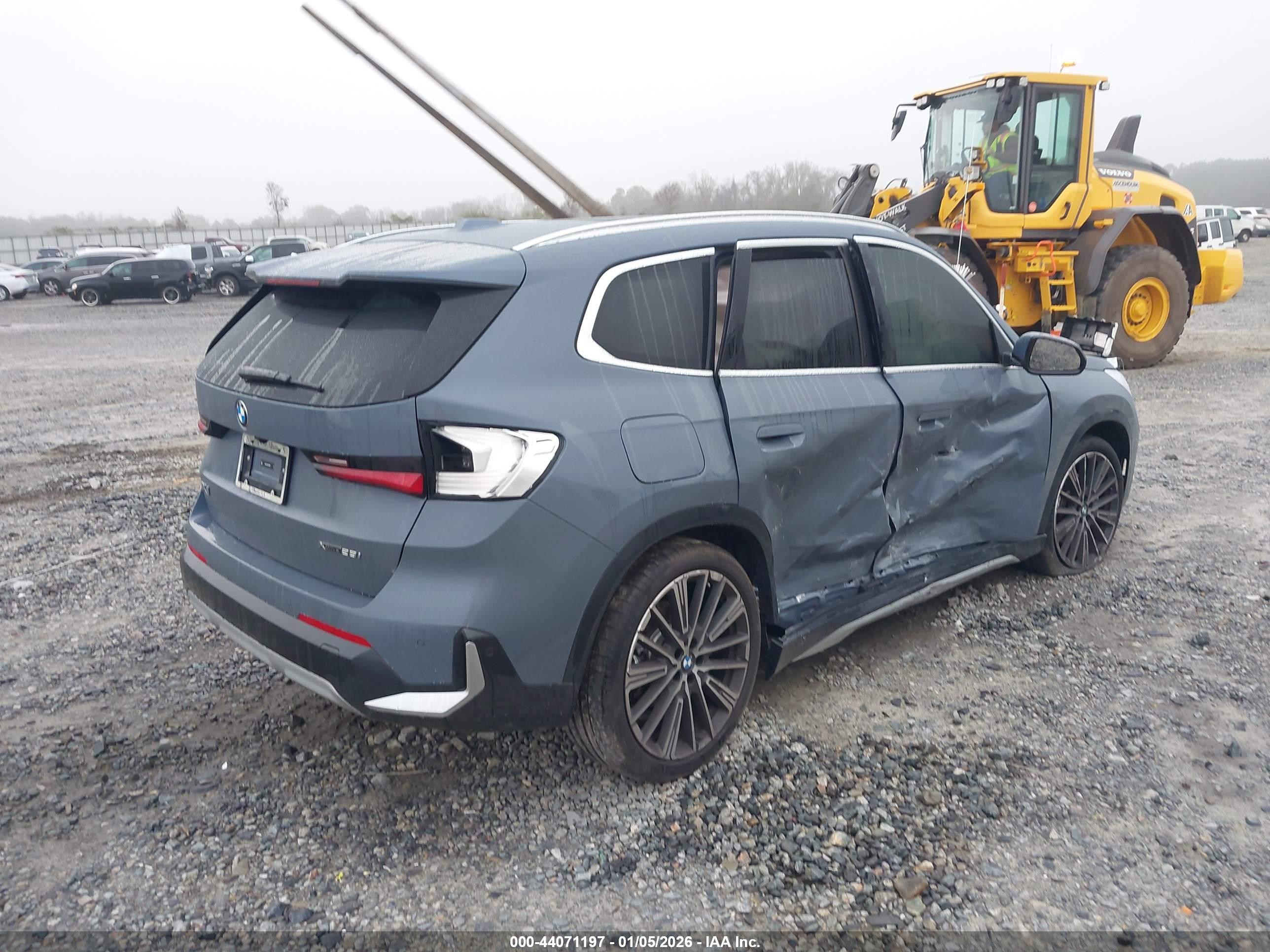 BMW X1 image 4