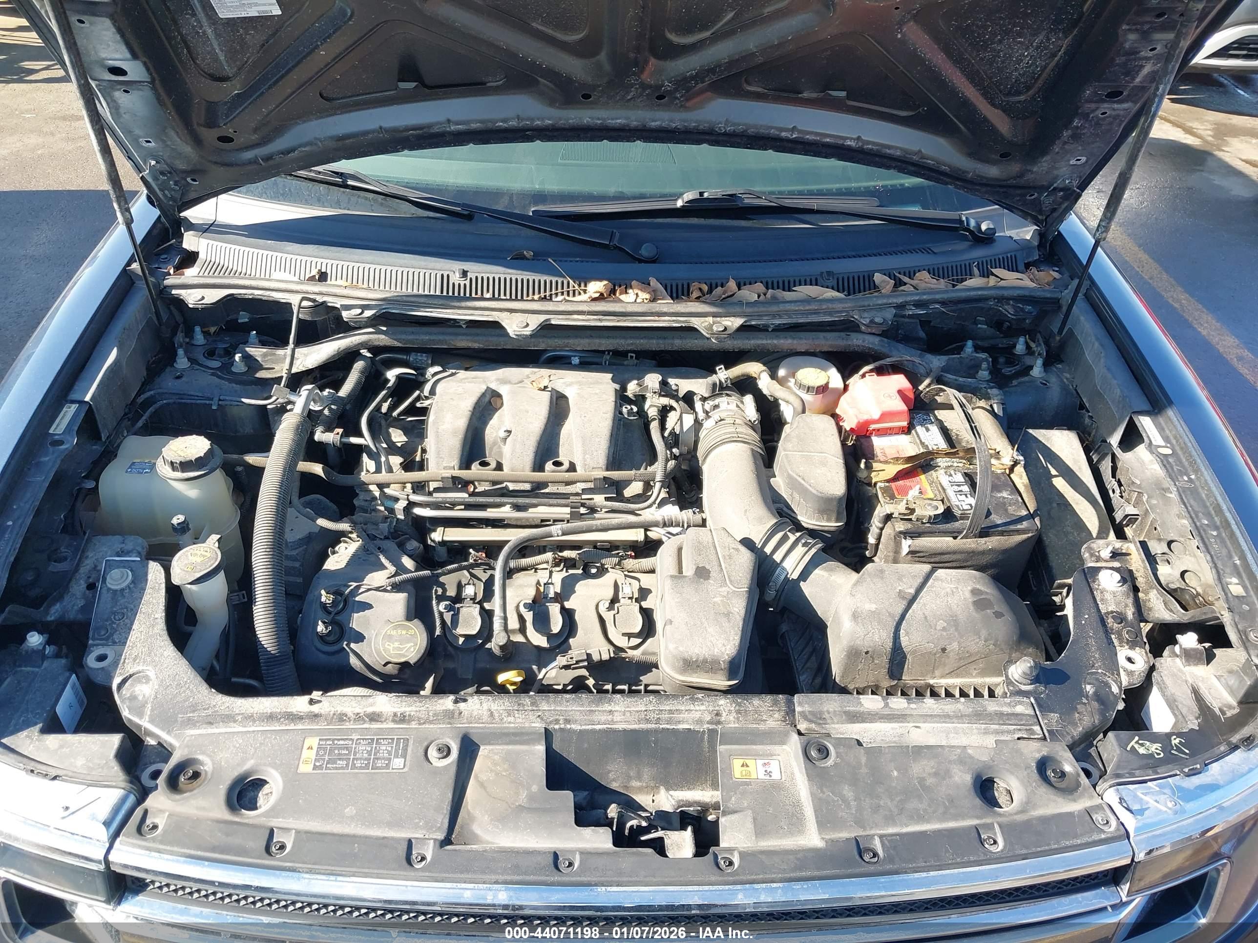 FORD FLEX image 10