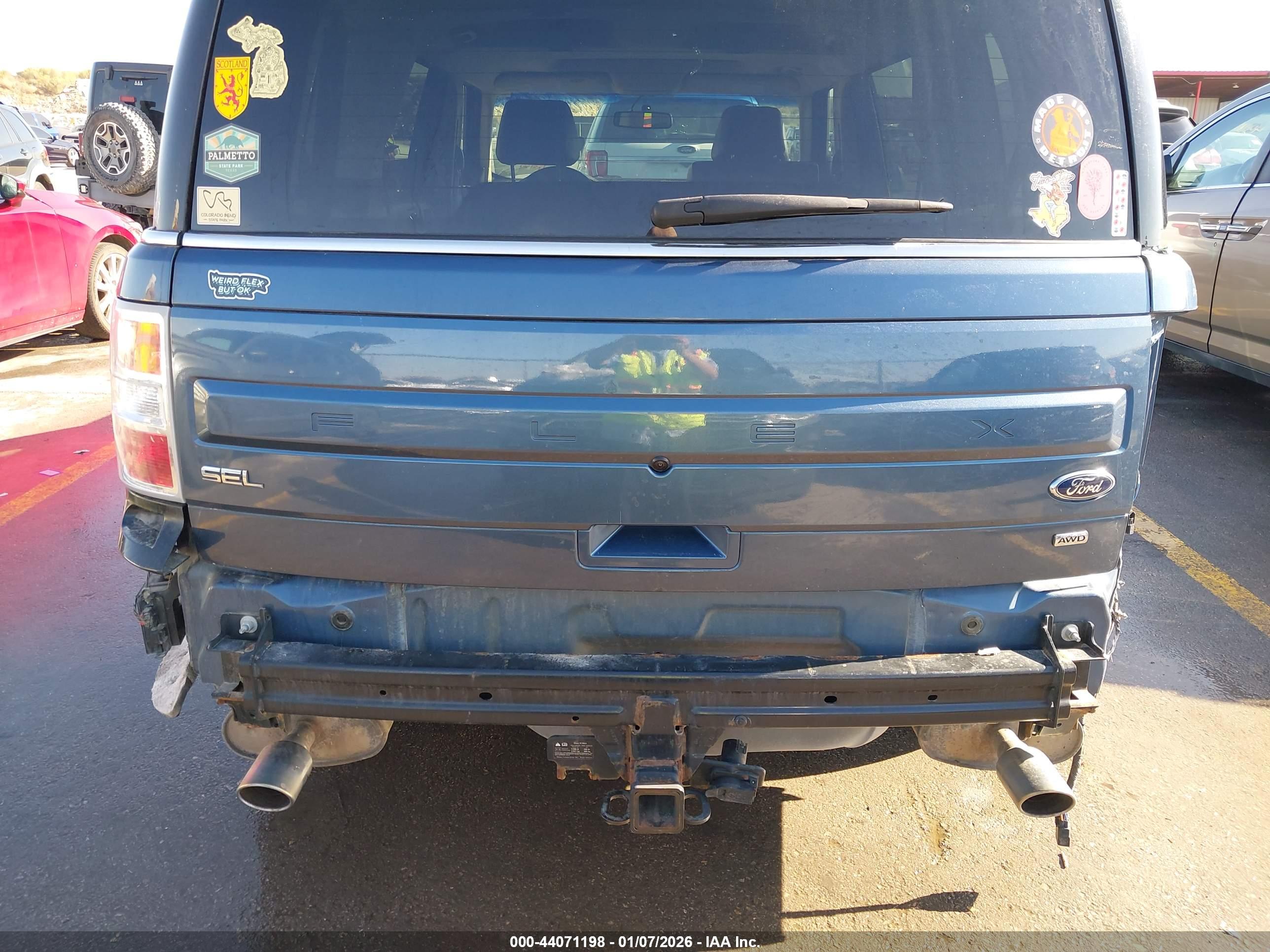 FORD FLEX image 6