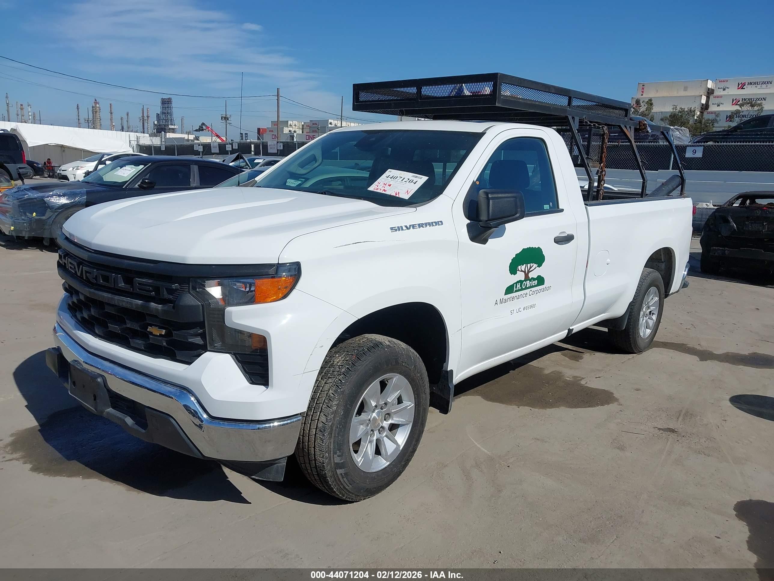 CHEVROLET SILVERADO image 2
