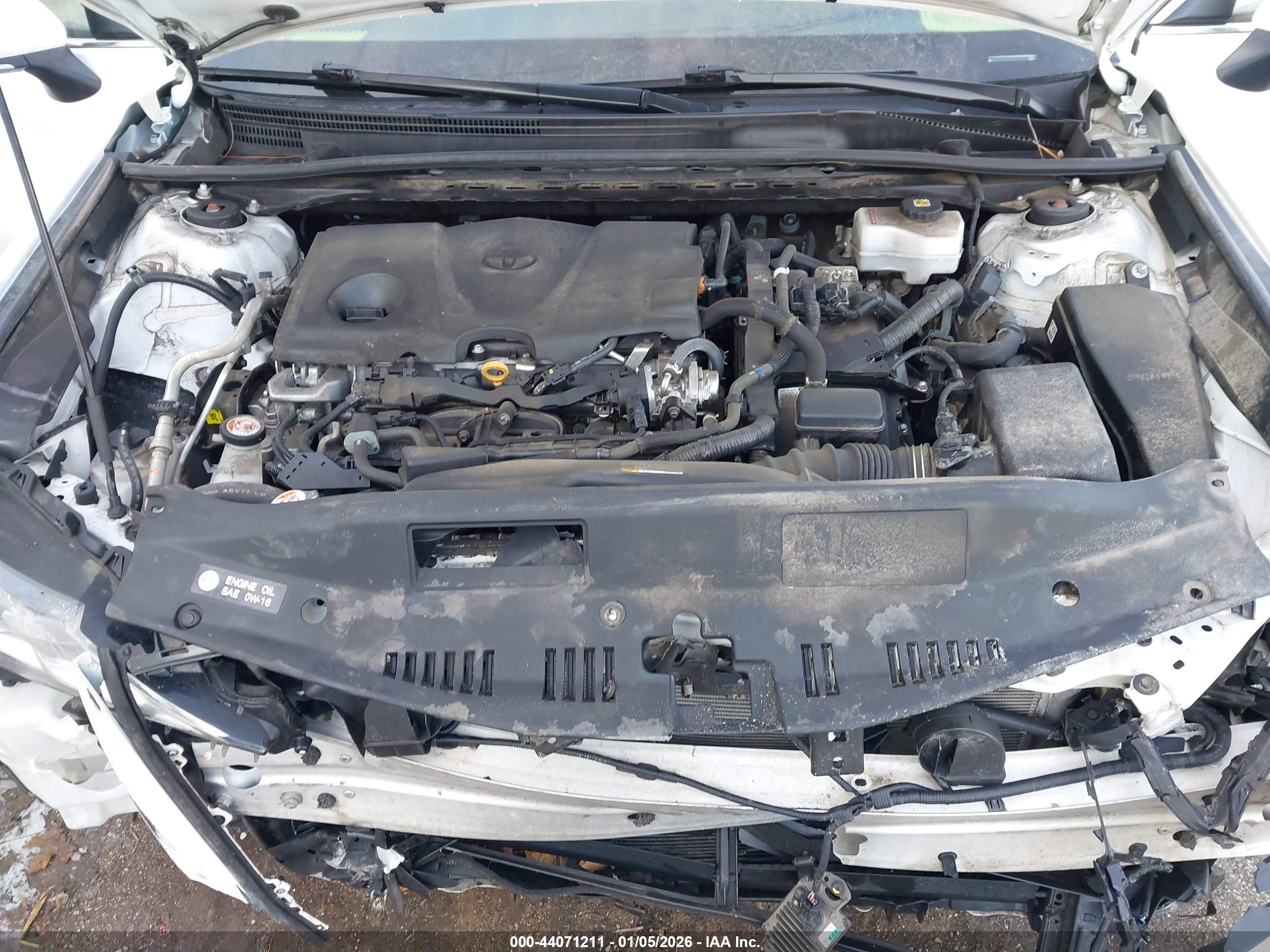 TOYOTA CAMRY image 10