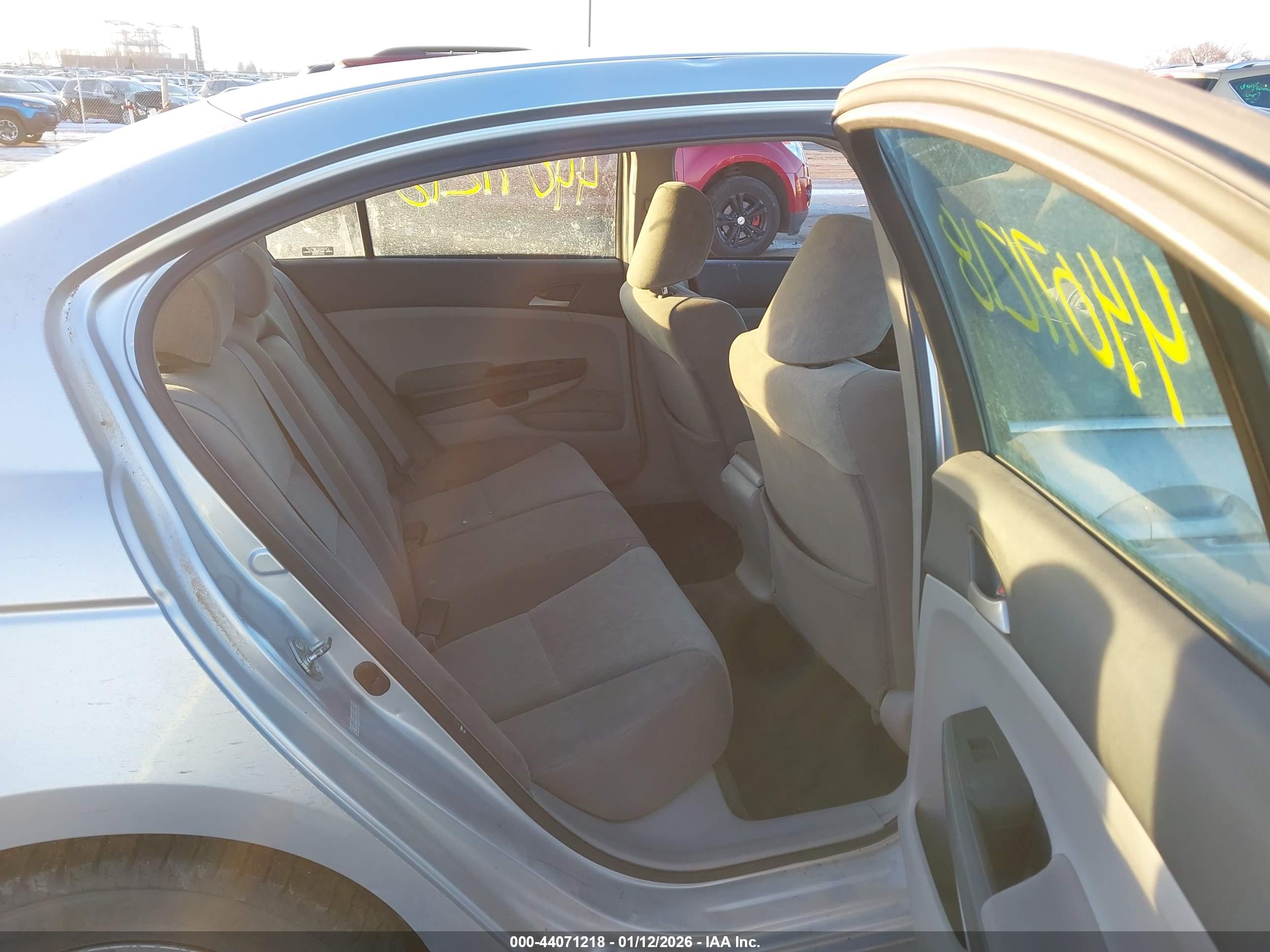 HONDA ACCORD image 8