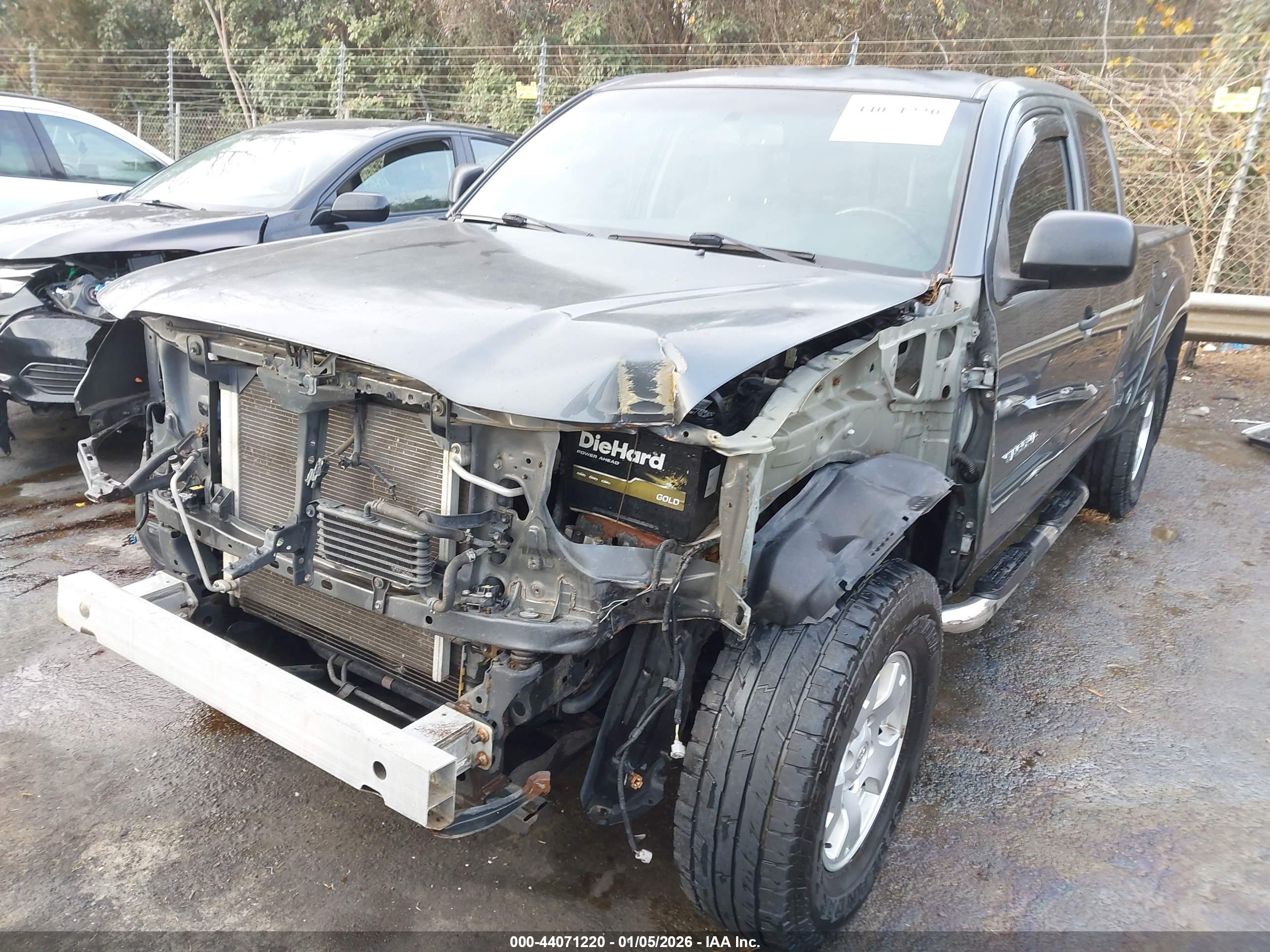TOYOTA TACOMA image 6