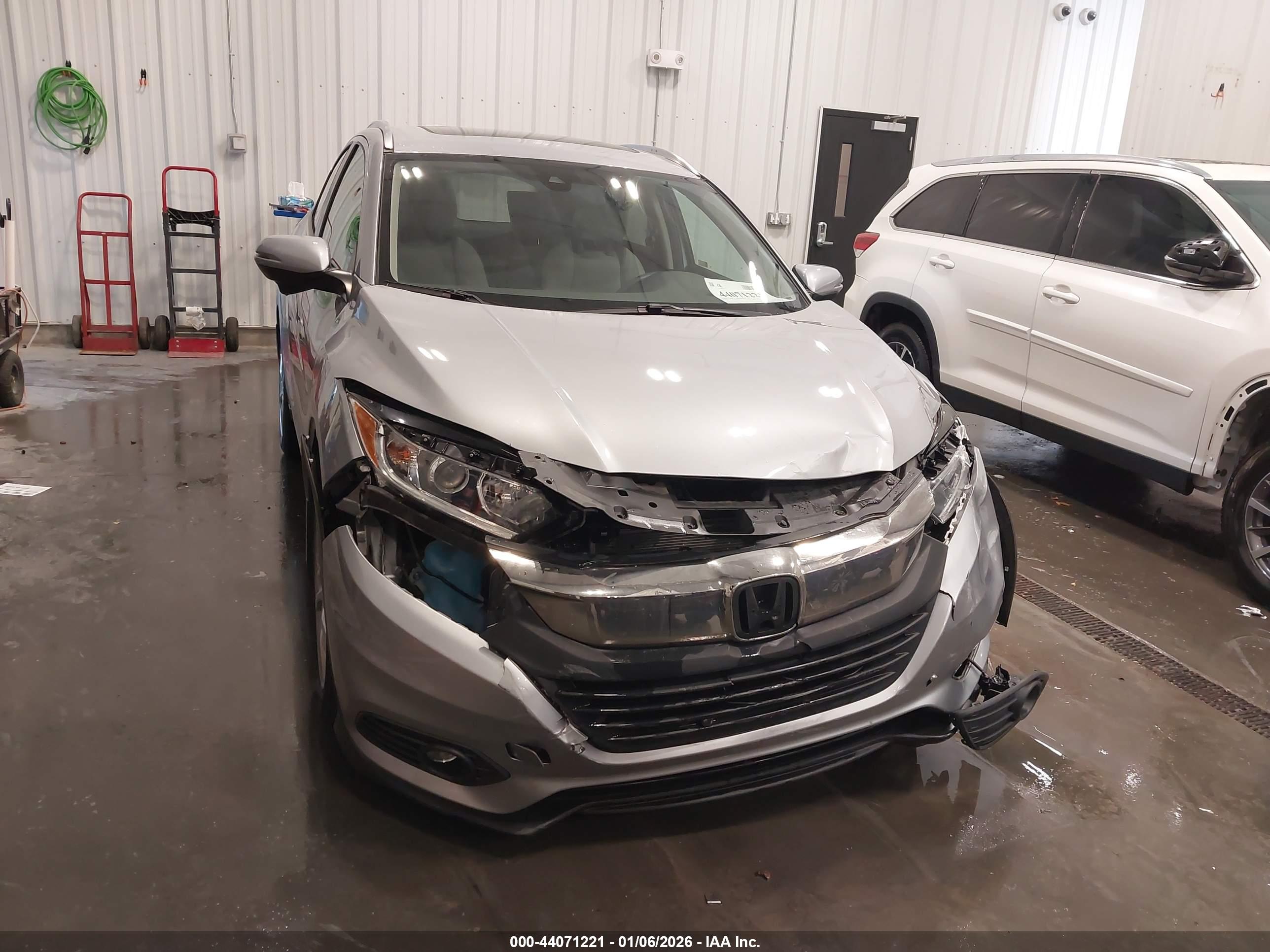 HONDA HR-V image 6
