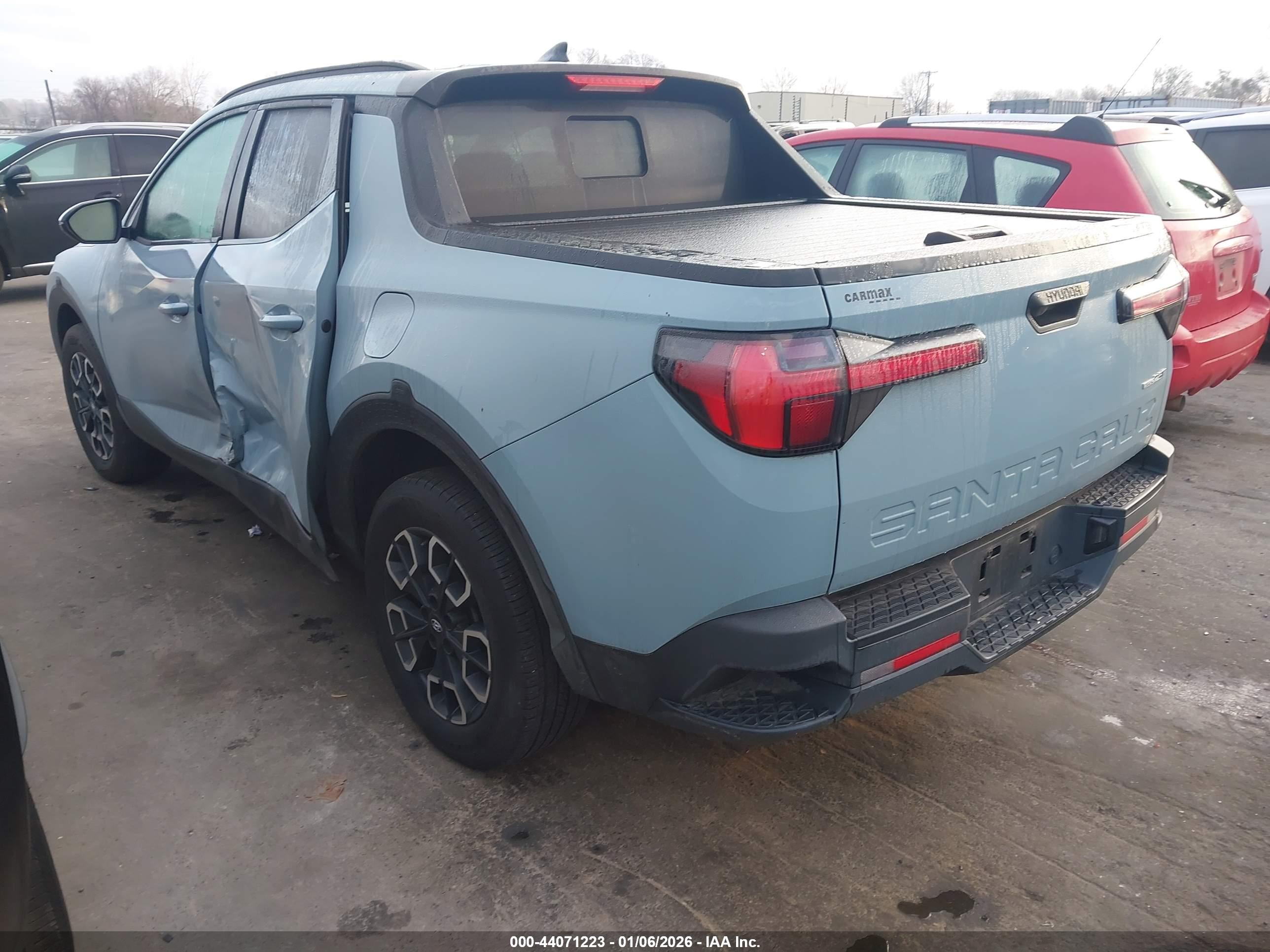HYUNDAI SANTA image 3
