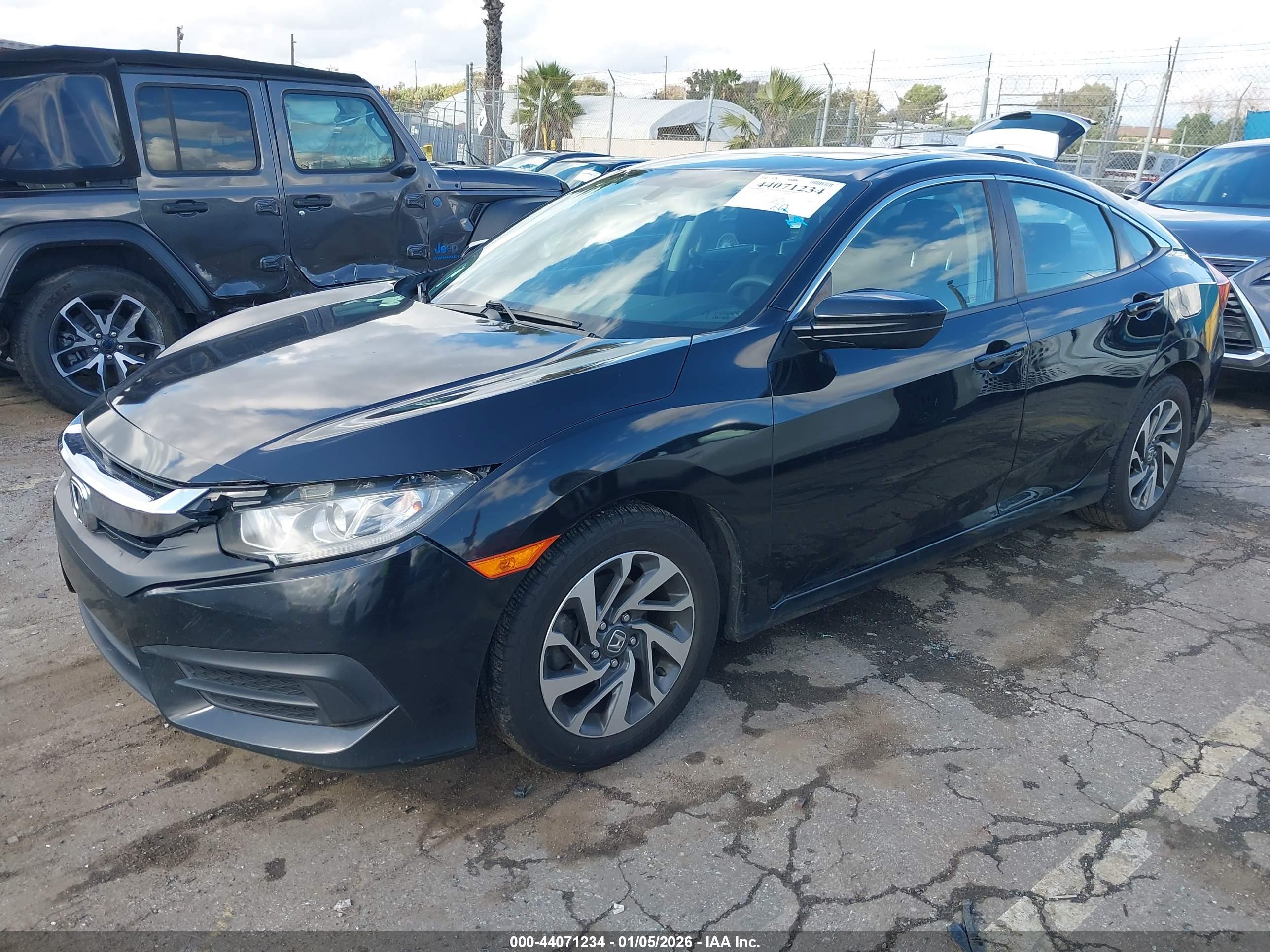 HONDA CIVIC image 2