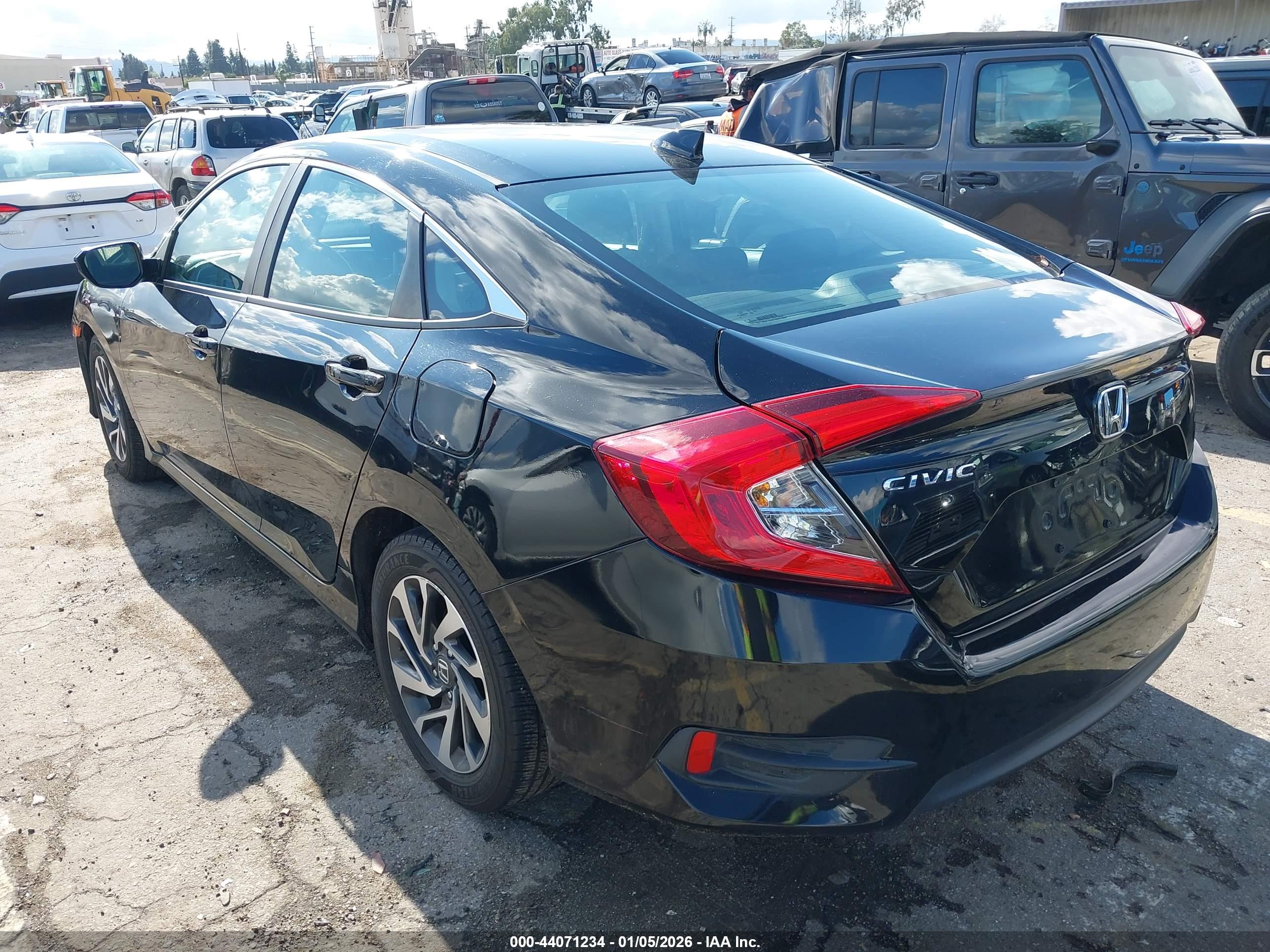 HONDA CIVIC image 3