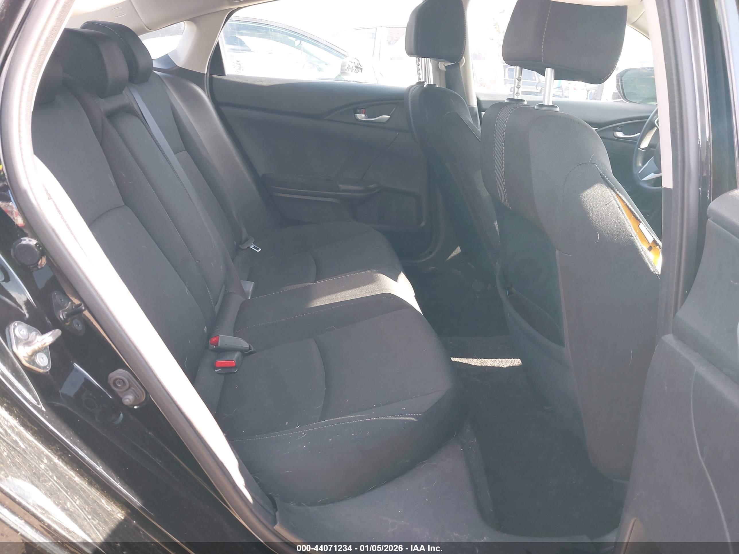 HONDA CIVIC image 8