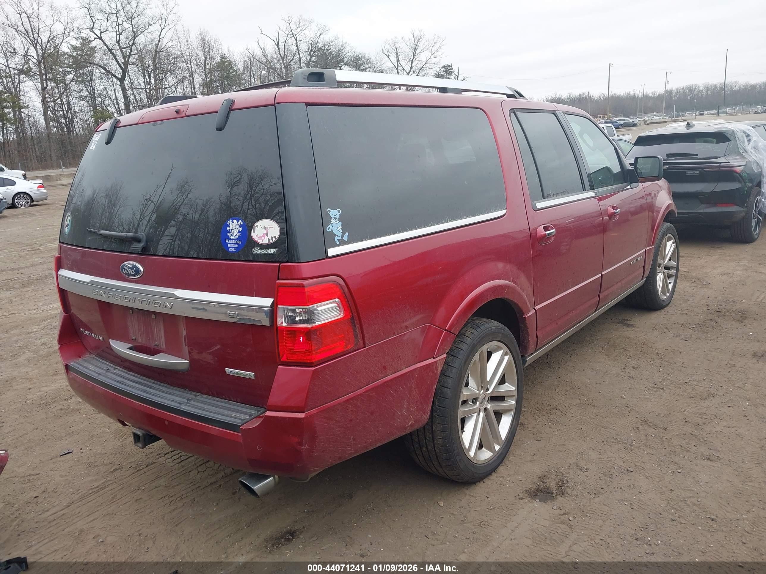 FORD EXPEDITION image 4
