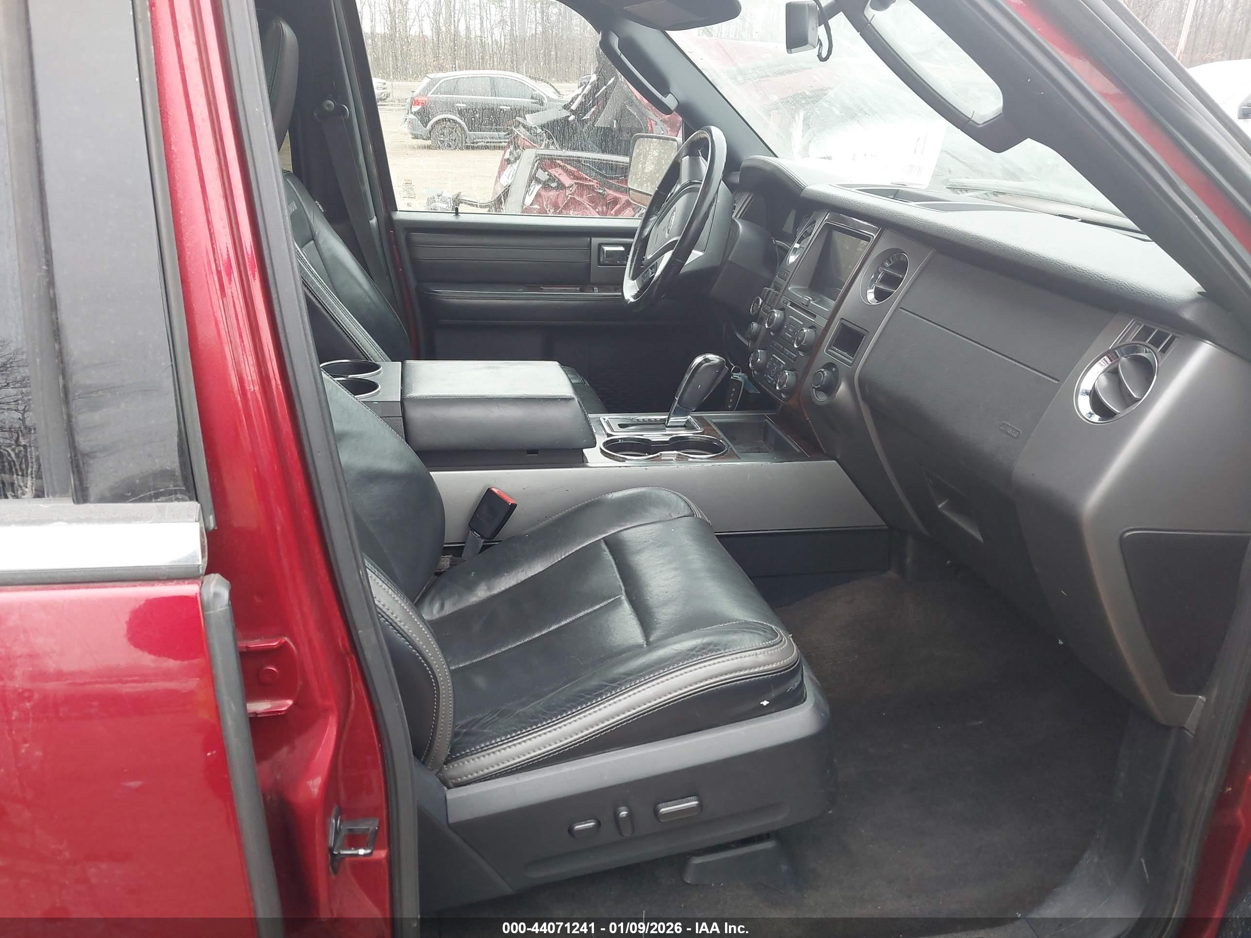 FORD EXPEDITION image 5