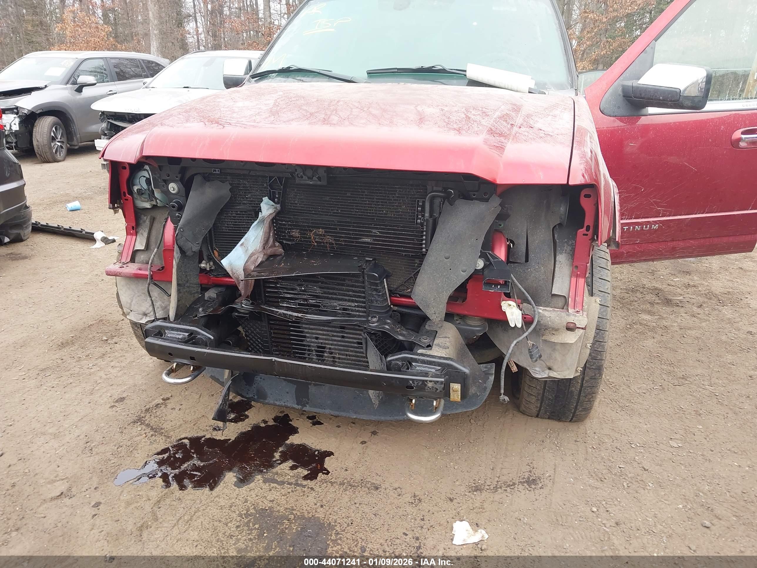 FORD EXPEDITION image 6