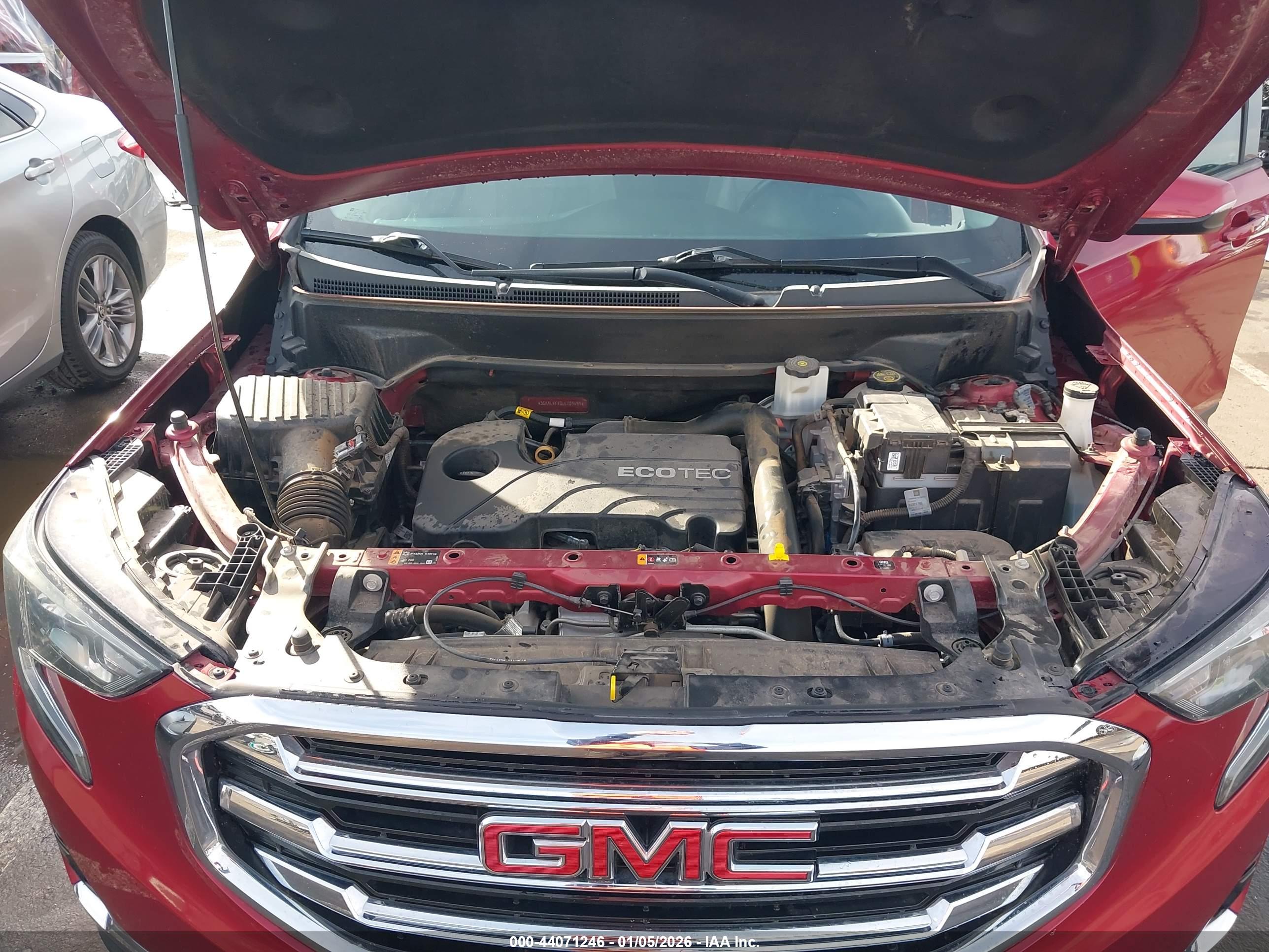 GMC TERRAIN image 10