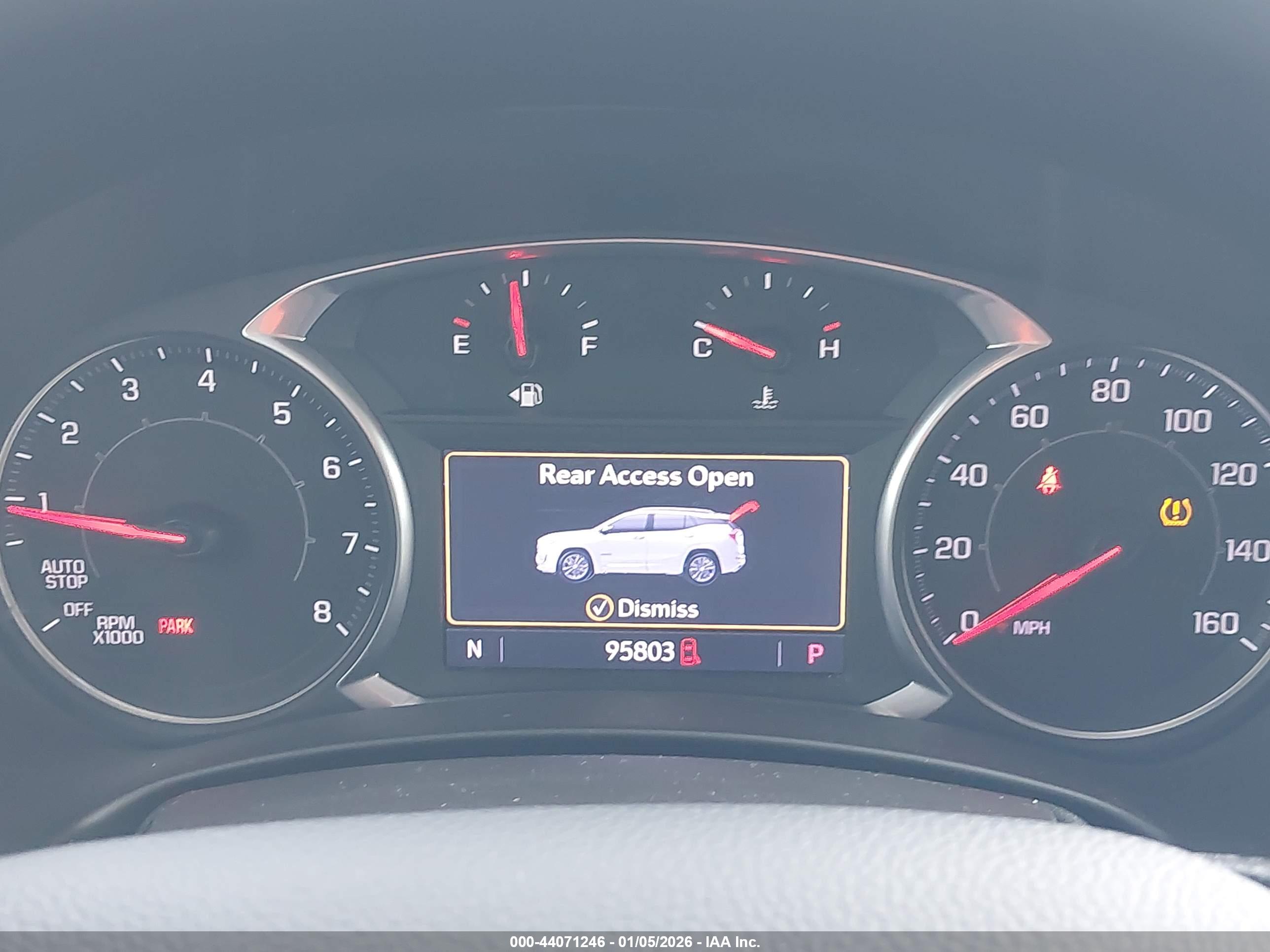 GMC TERRAIN image 7