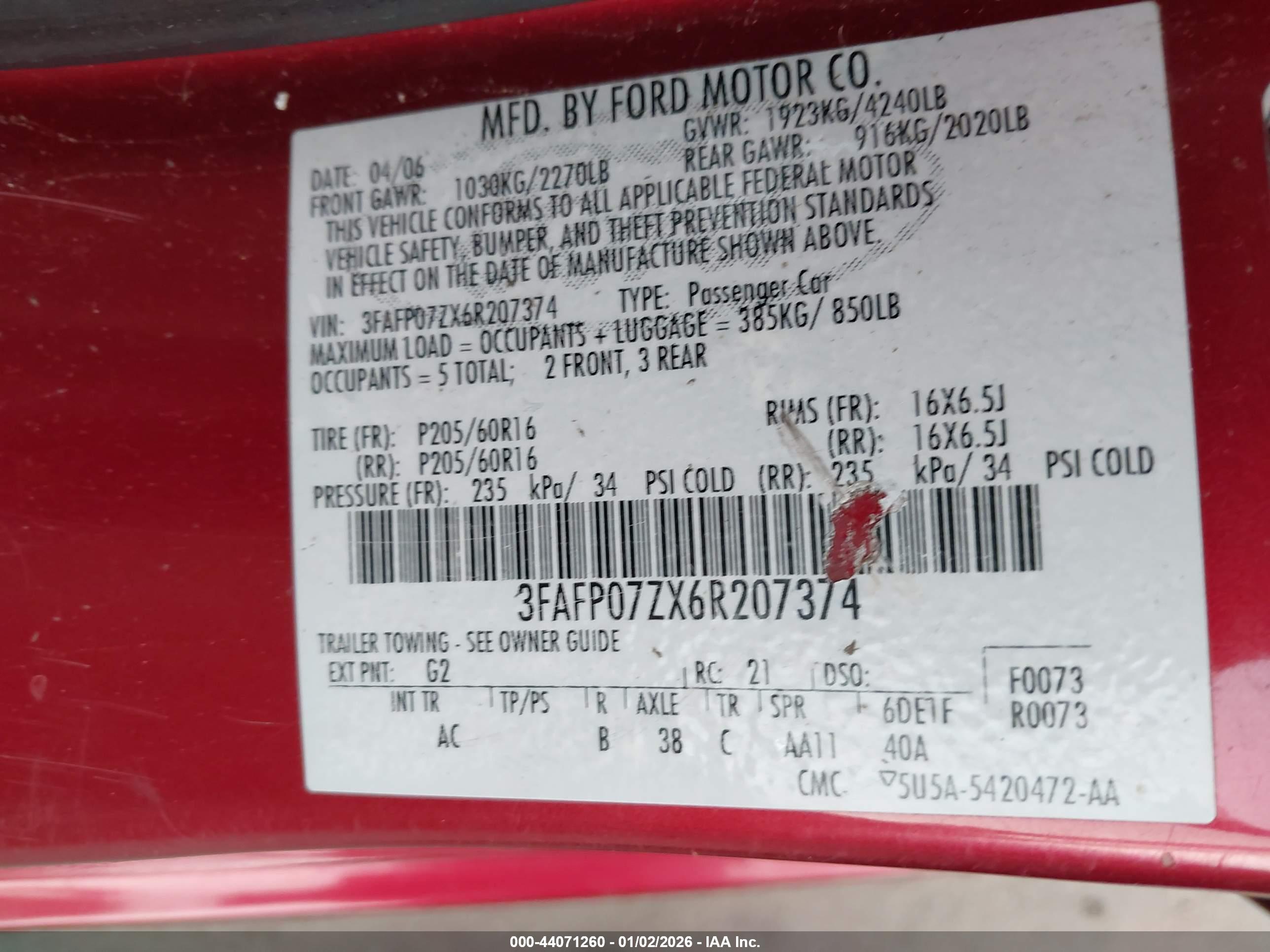 FORD FUSION image 9