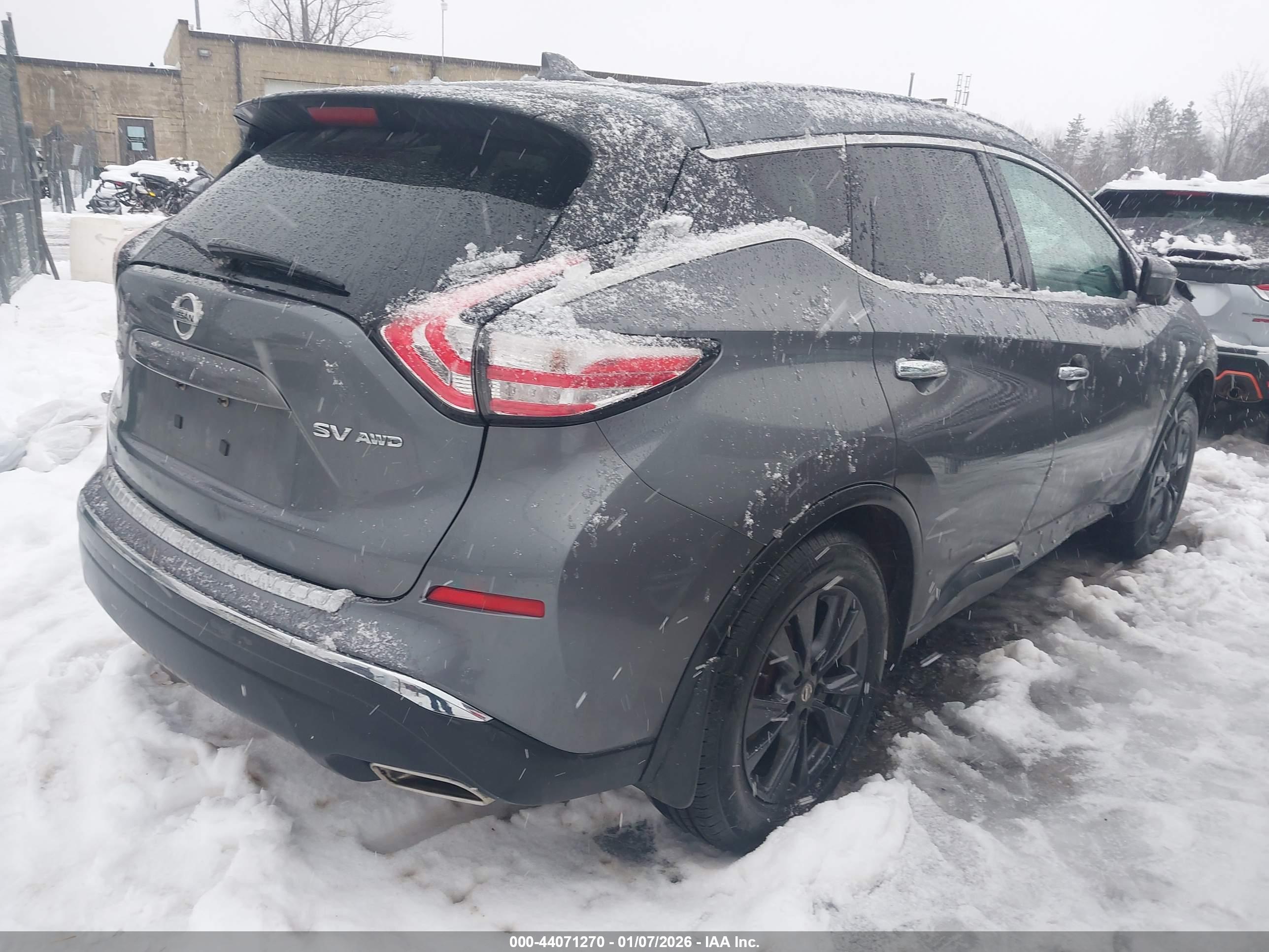 NISSAN MURANO image 4