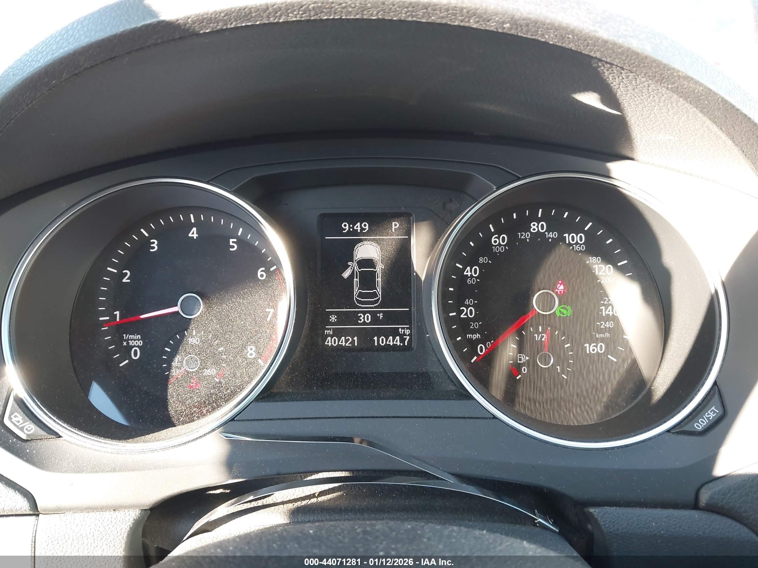 VOLKSWAGEN JETTA image 7