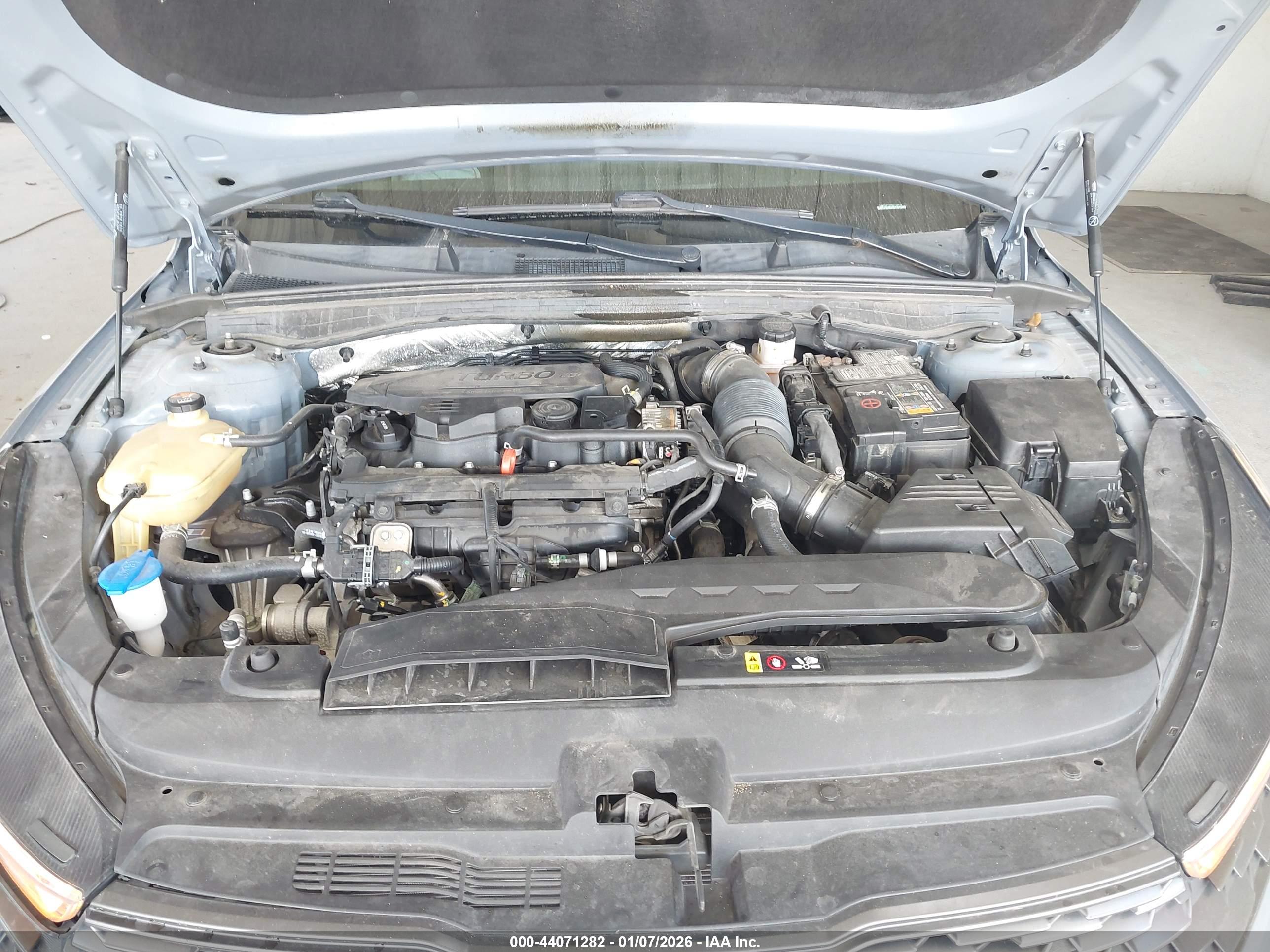 KIA K5 image 10