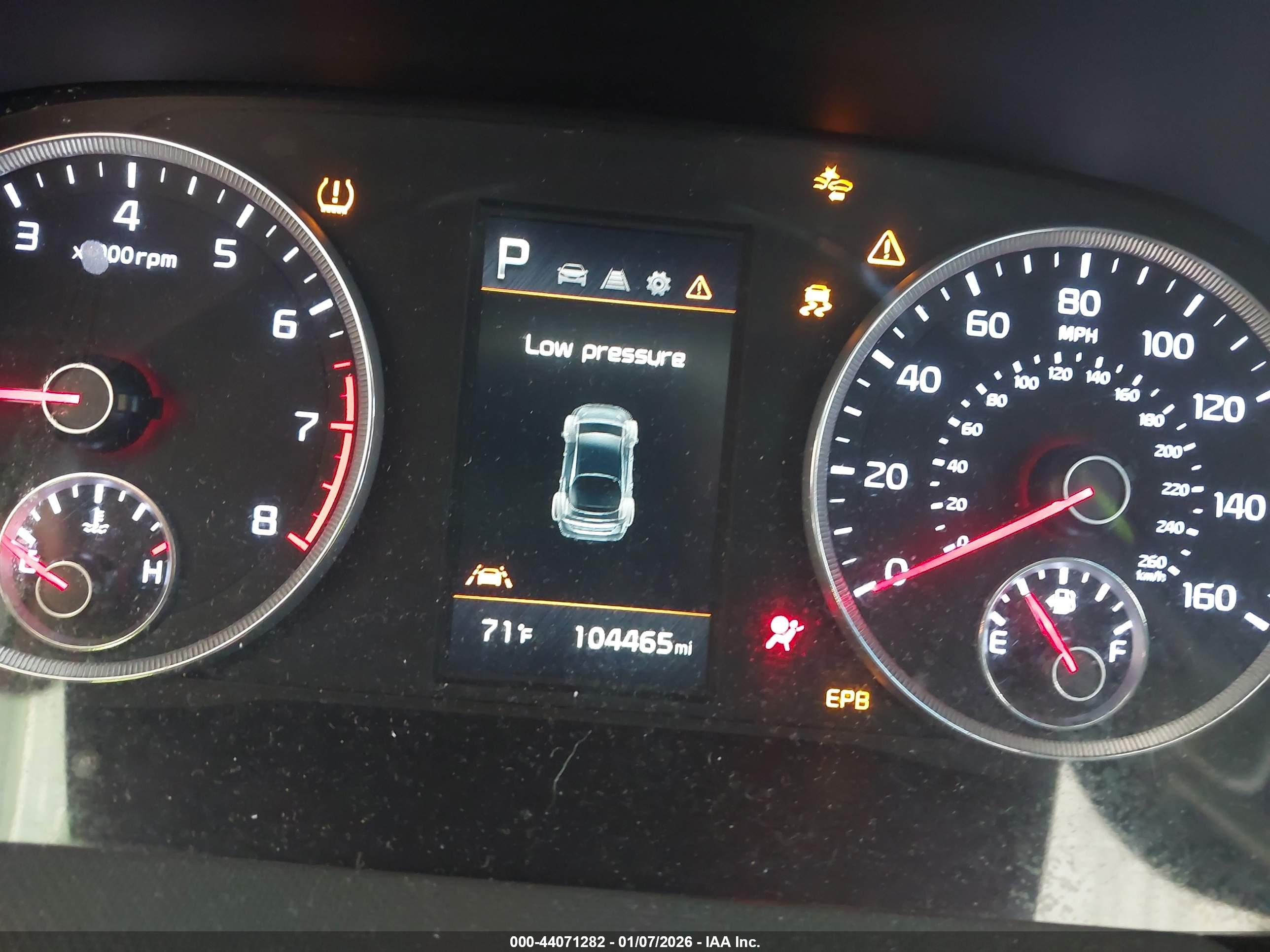 KIA K5 image 7