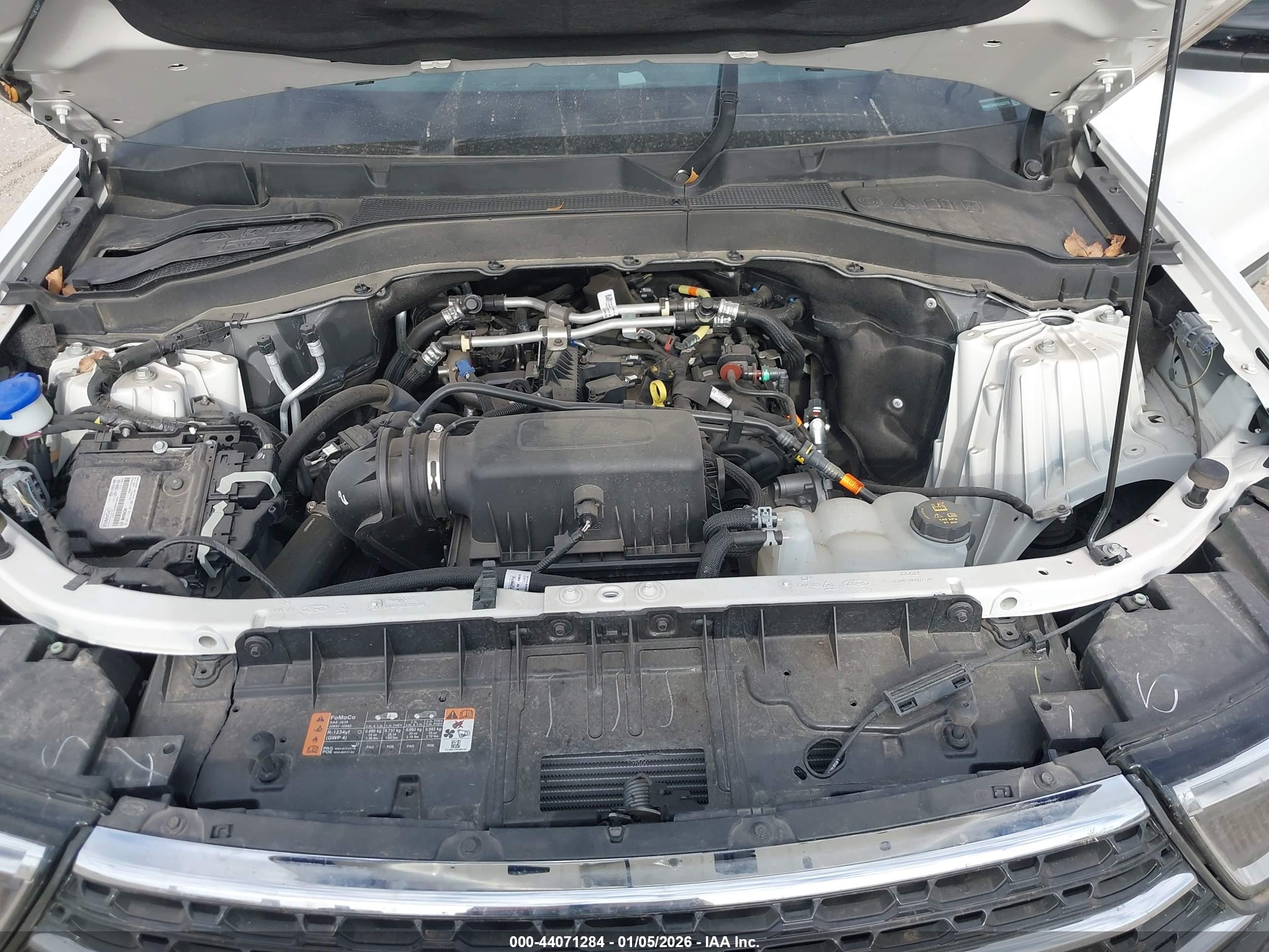 FORD EXPLORER image 10