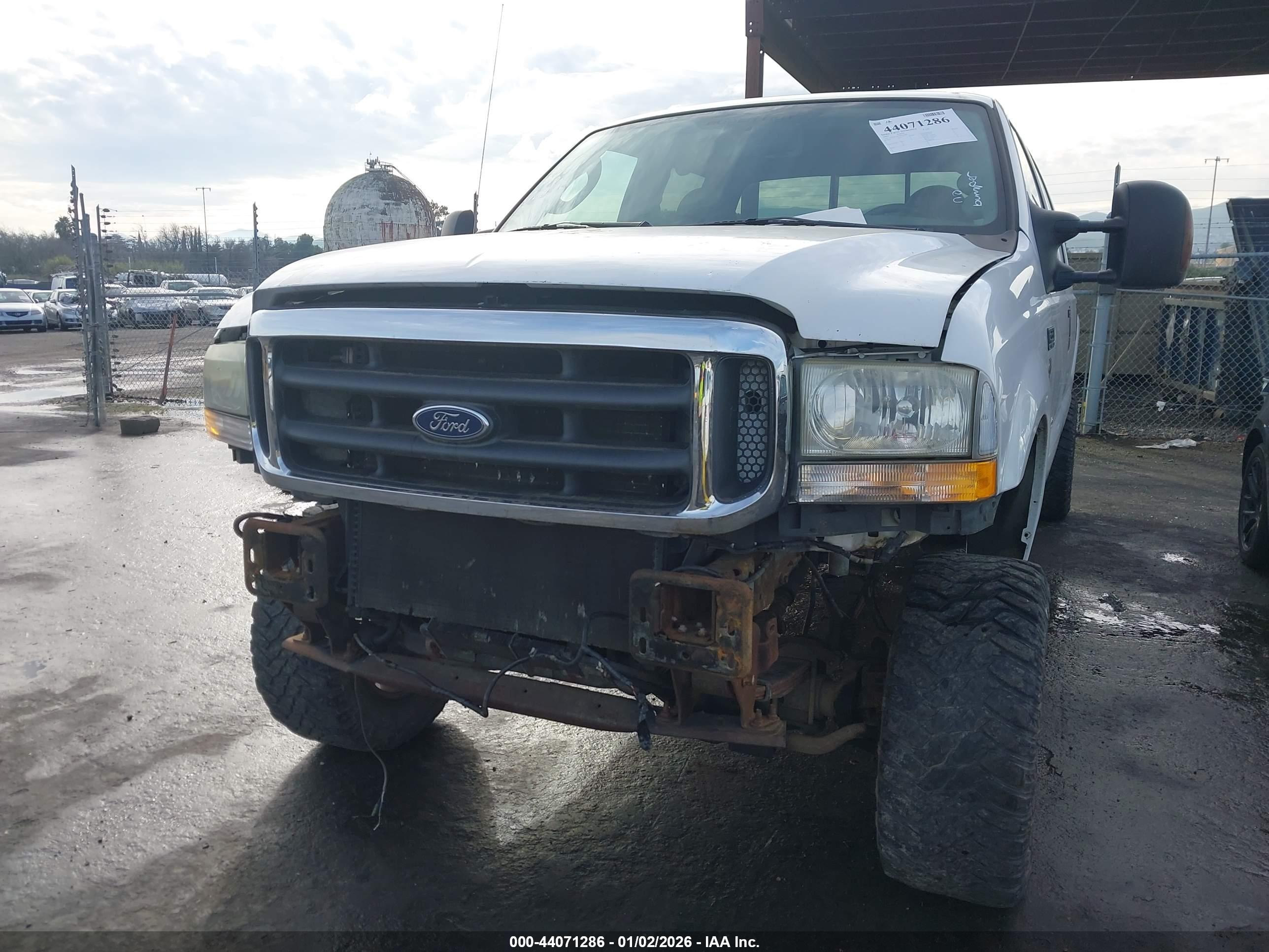 FORD F-350 image 6