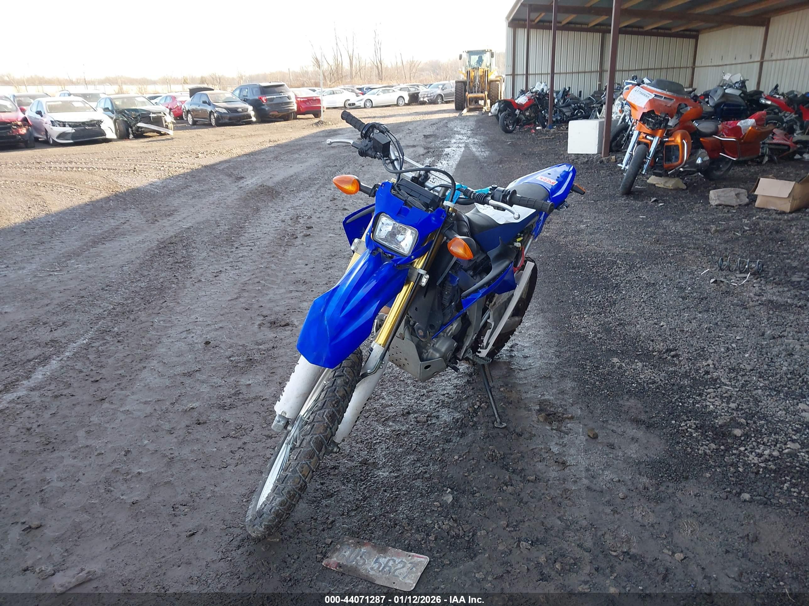YAMAHA WR250 image 2