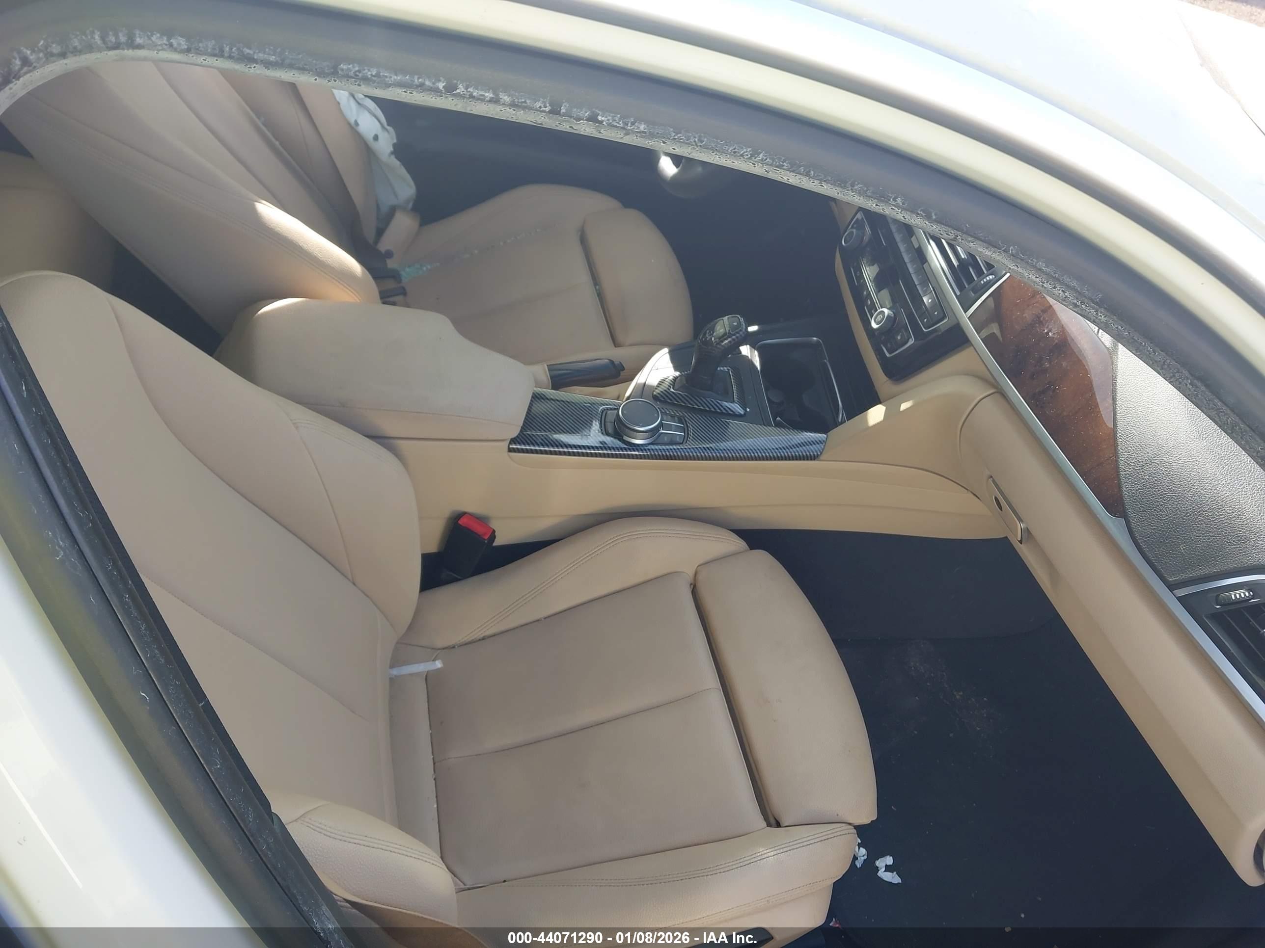 BMW 330I image 5