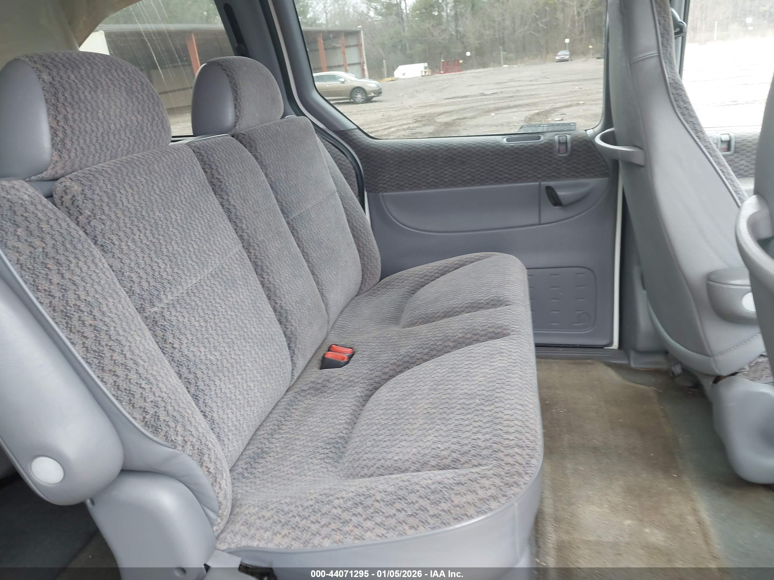 DODGE GRAND image 8