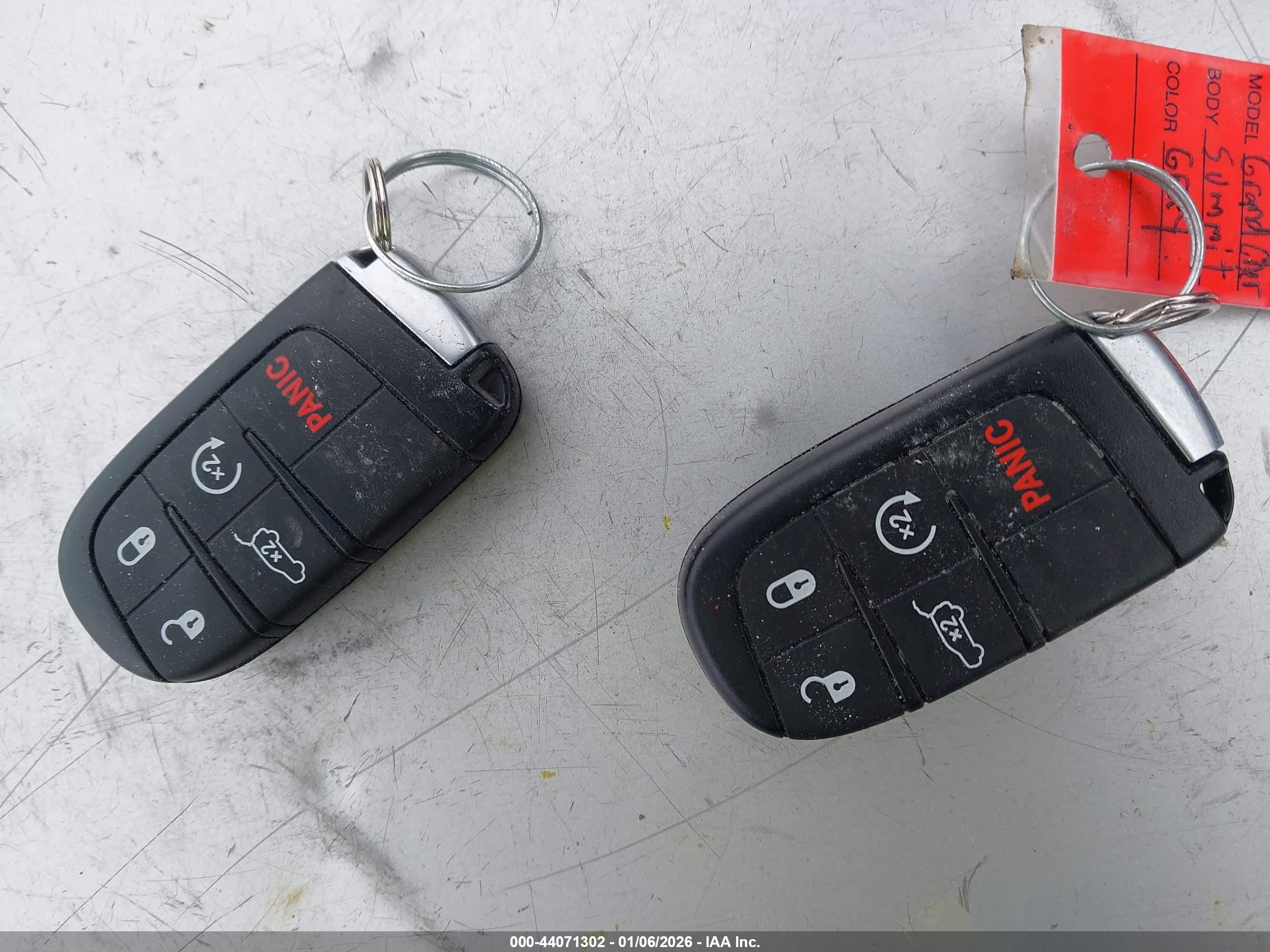 JEEP GRAND image 11
