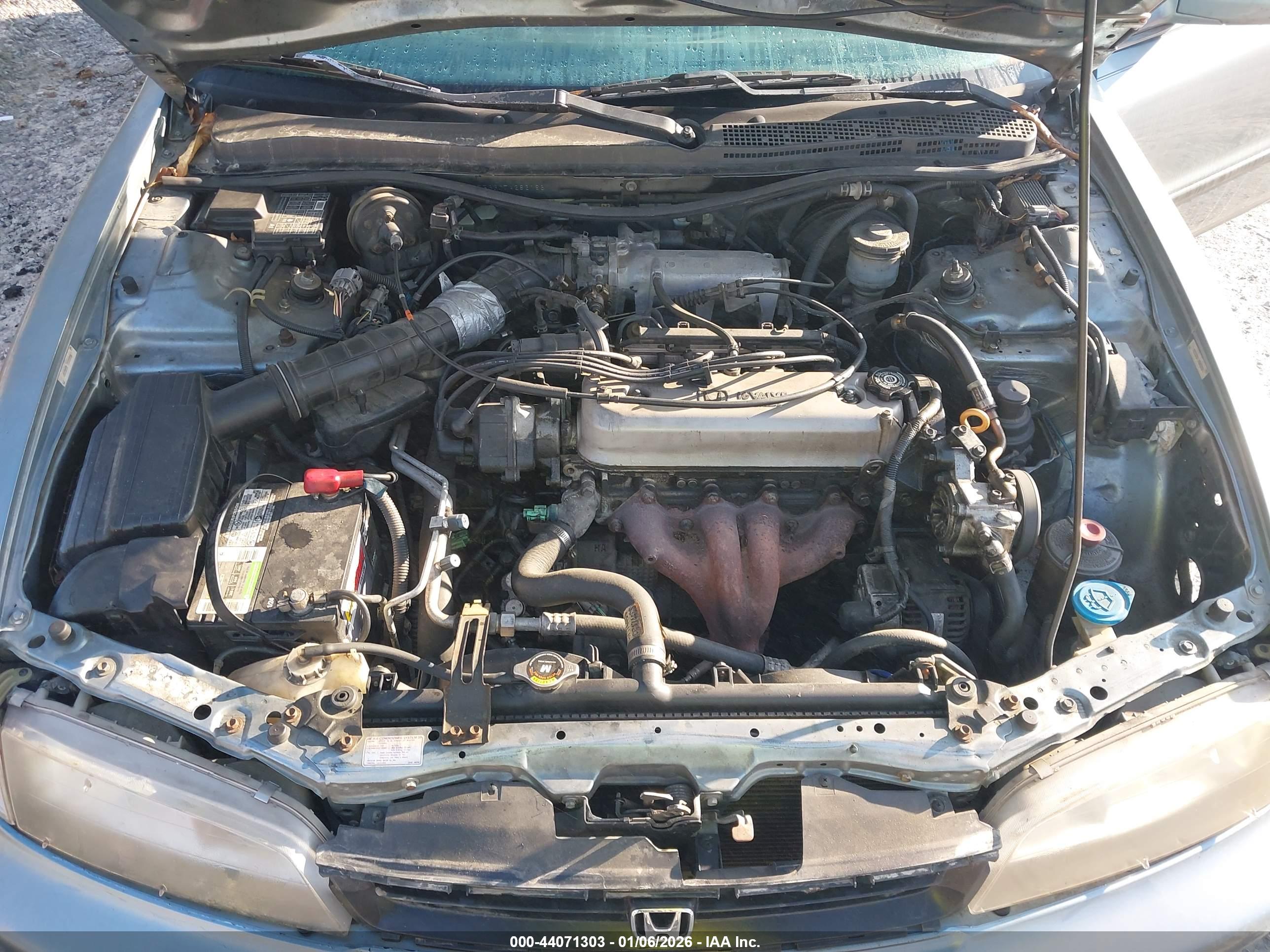 HONDA ACCORD image 10