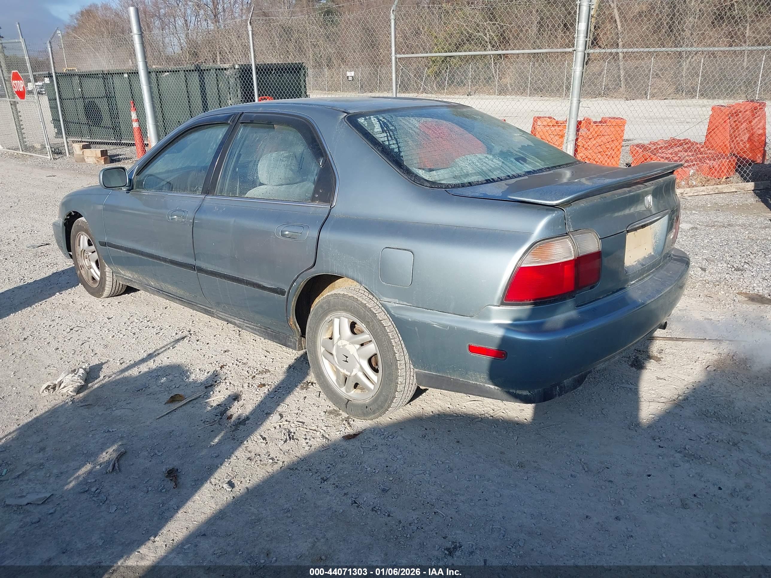 HONDA ACCORD image 3