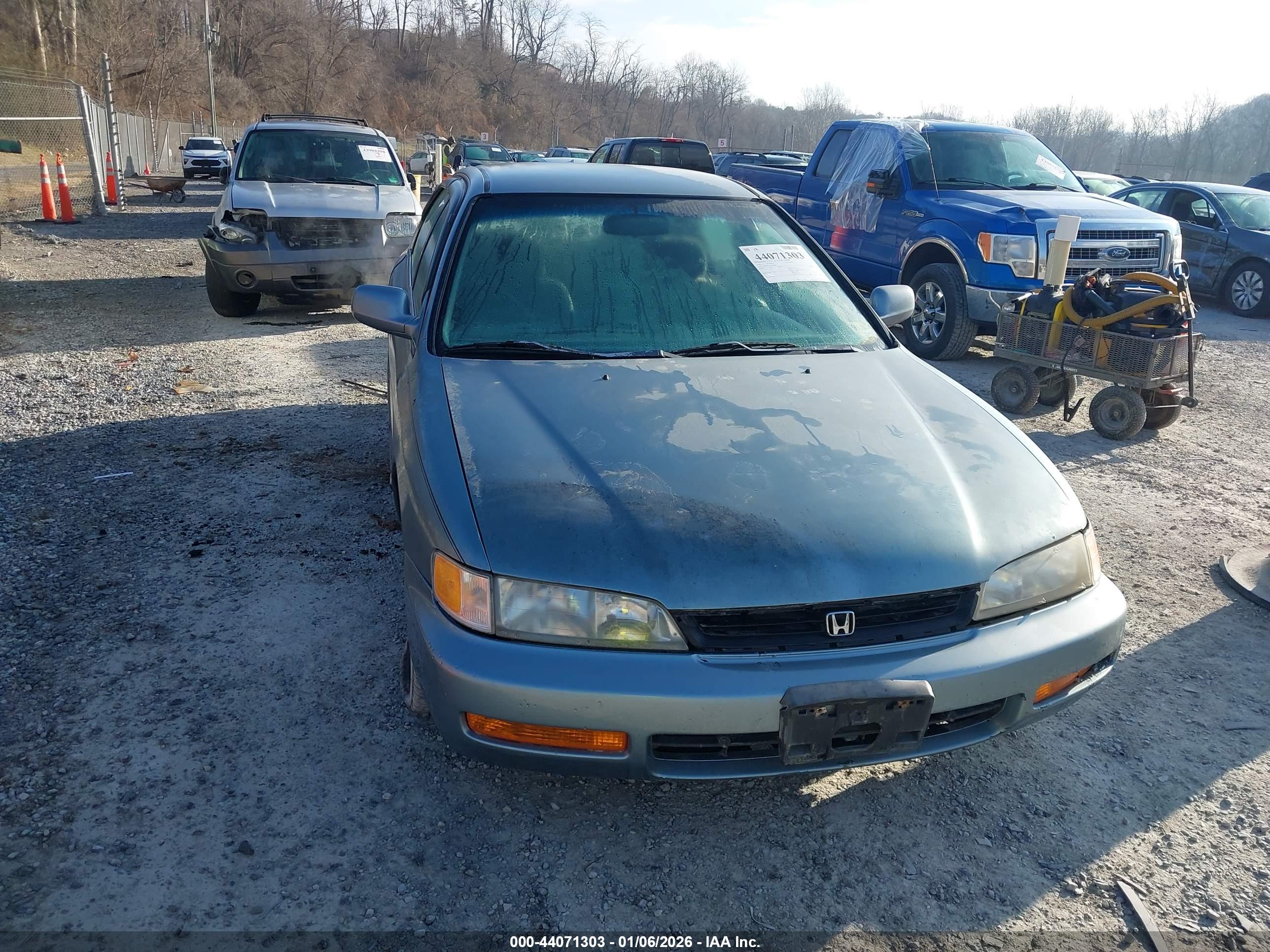 HONDA ACCORD image 6