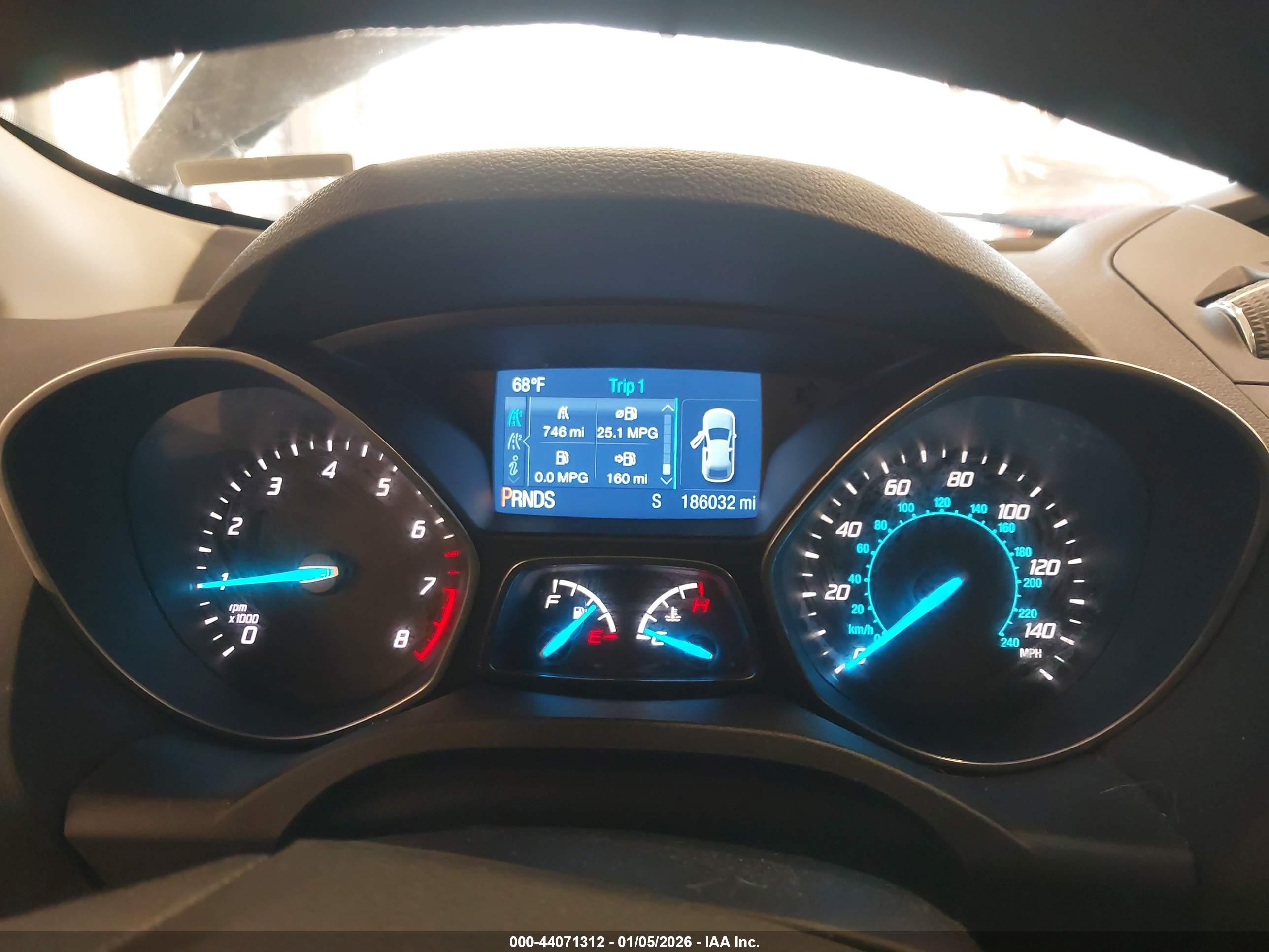 FORD ESCAPE image 7