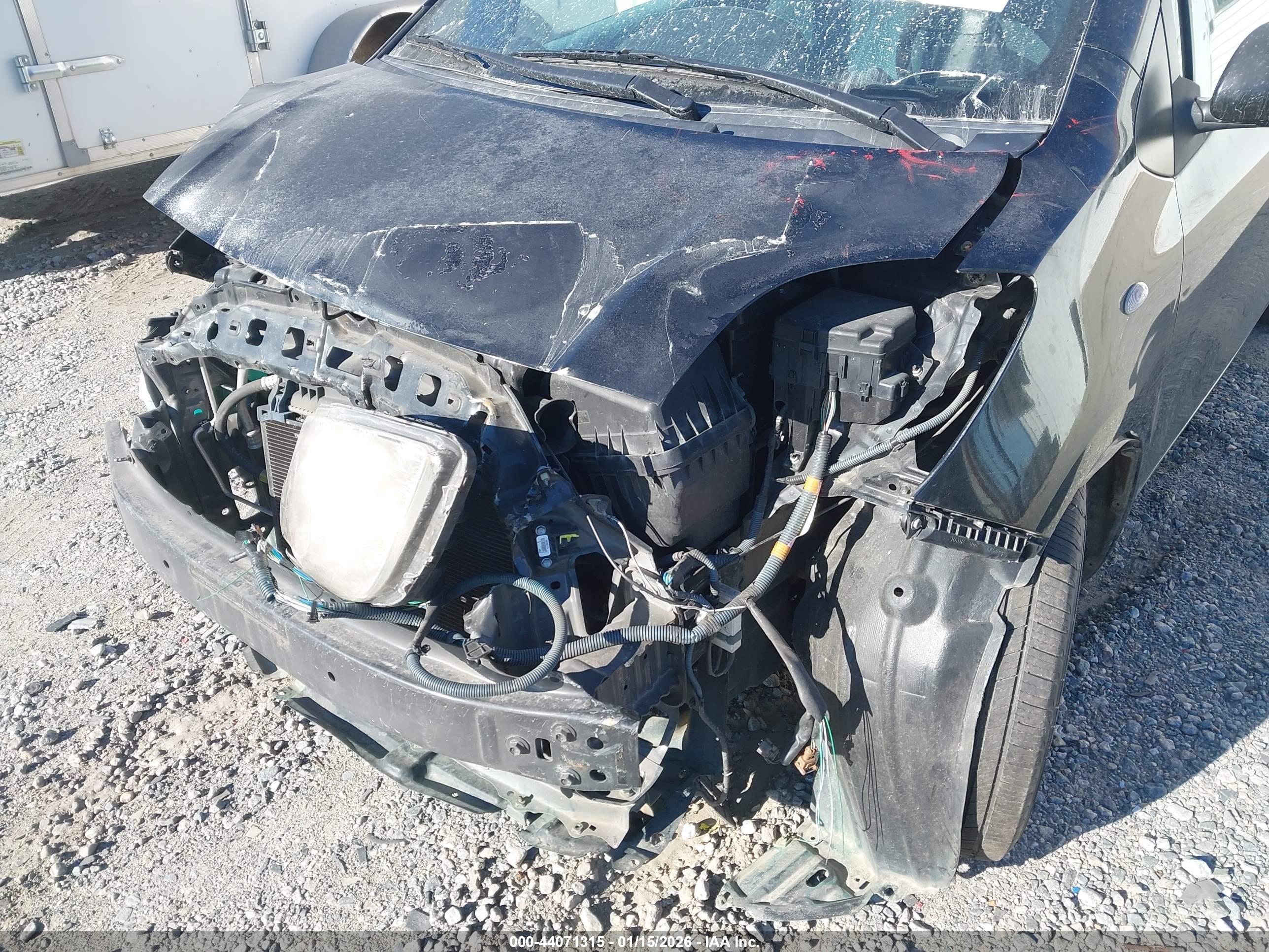 TOYOTA YARIS image 6