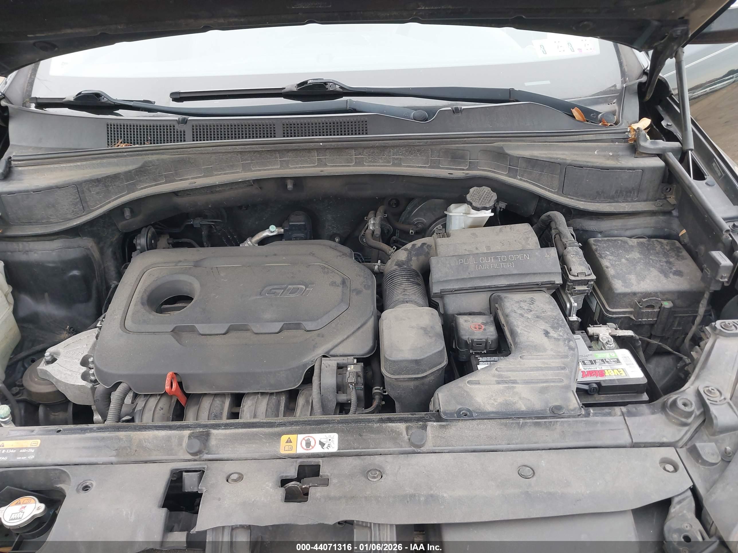 HYUNDAI SANTA image 10
