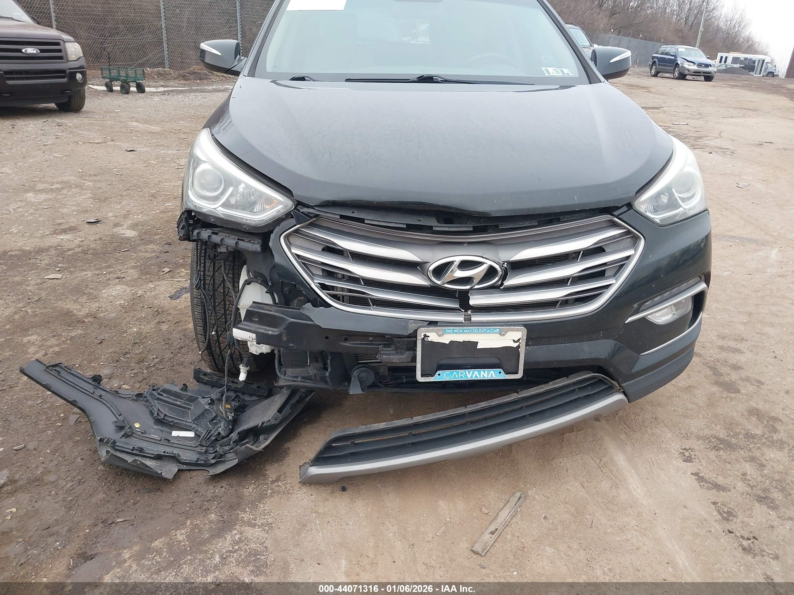 HYUNDAI SANTA image 6