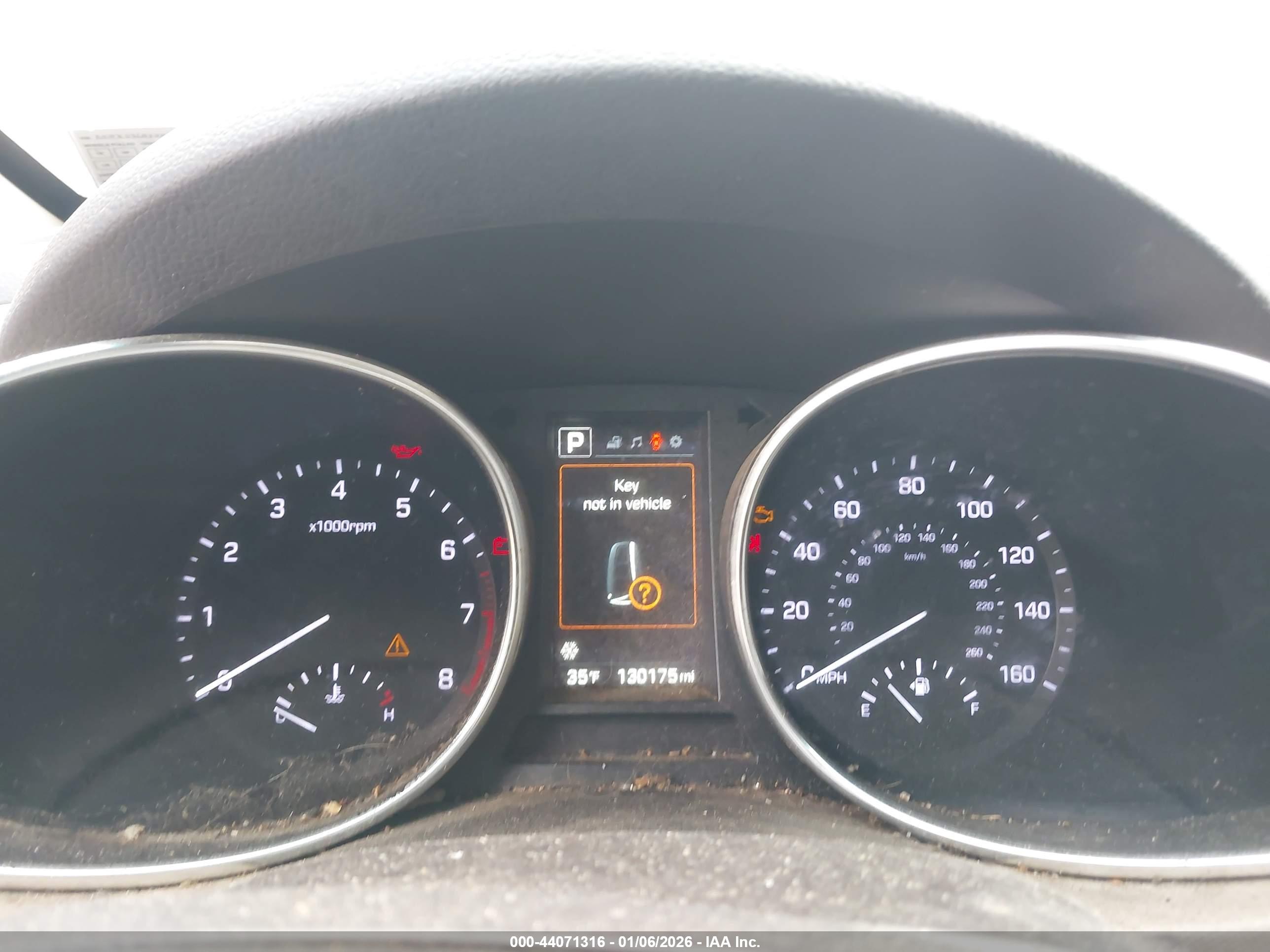 HYUNDAI SANTA image 7