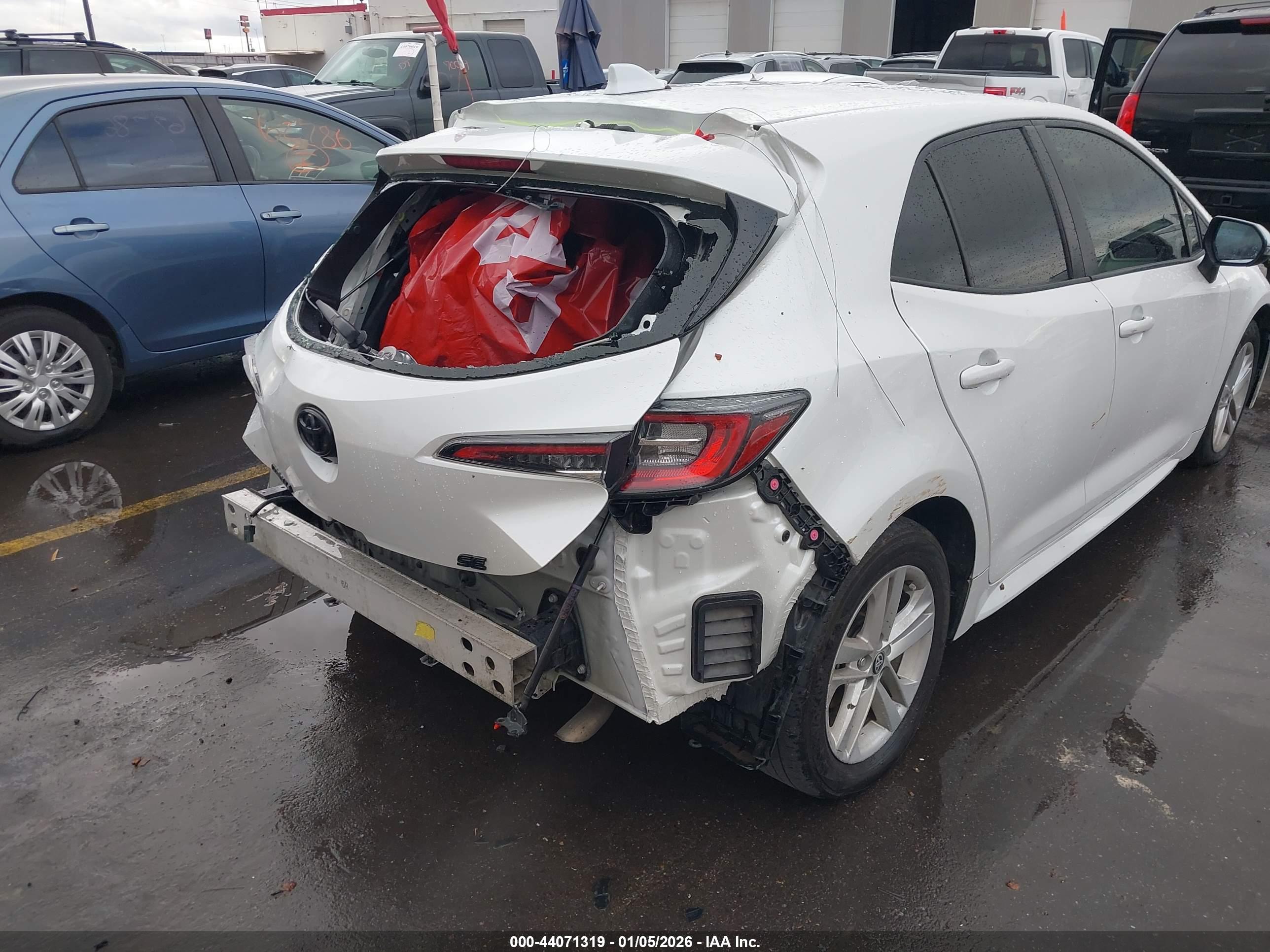 TOYOTA COROLLA image 6