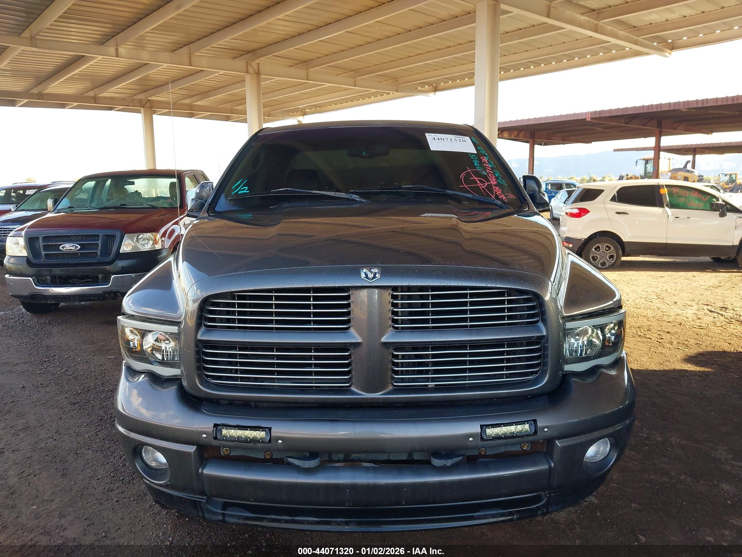 DODGE RAM image 6