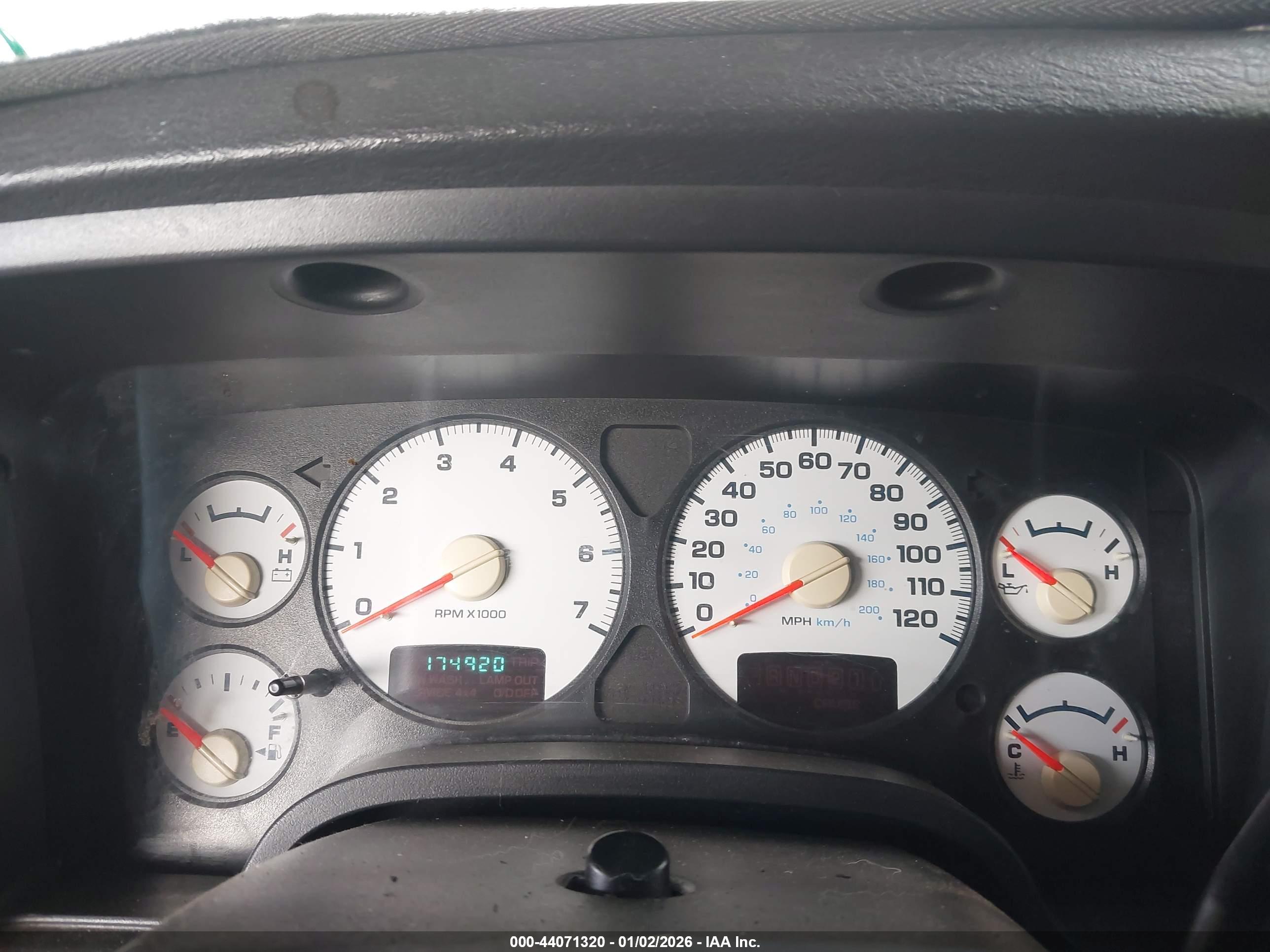 DODGE RAM image 7