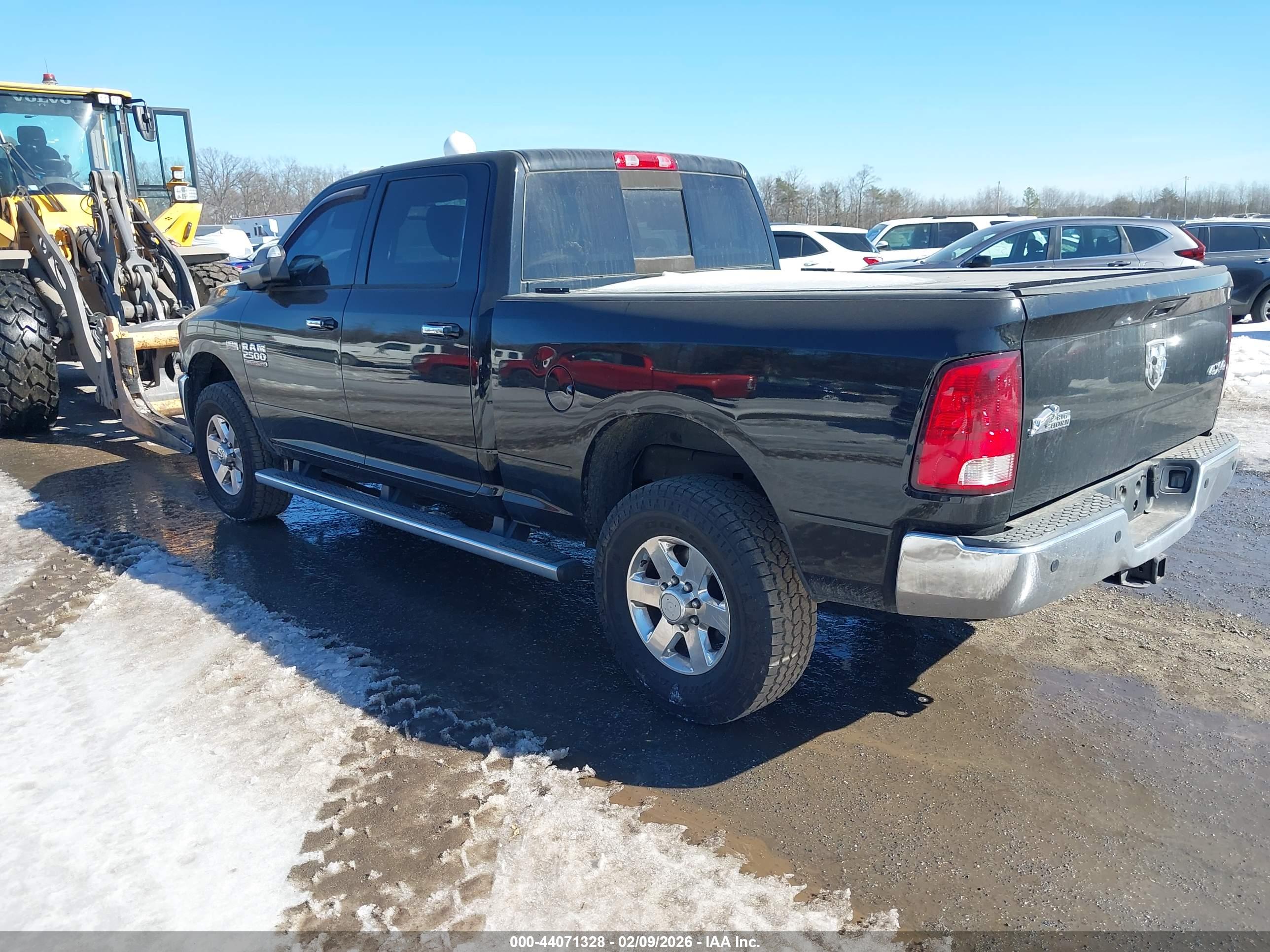 RAM 2500 image 3