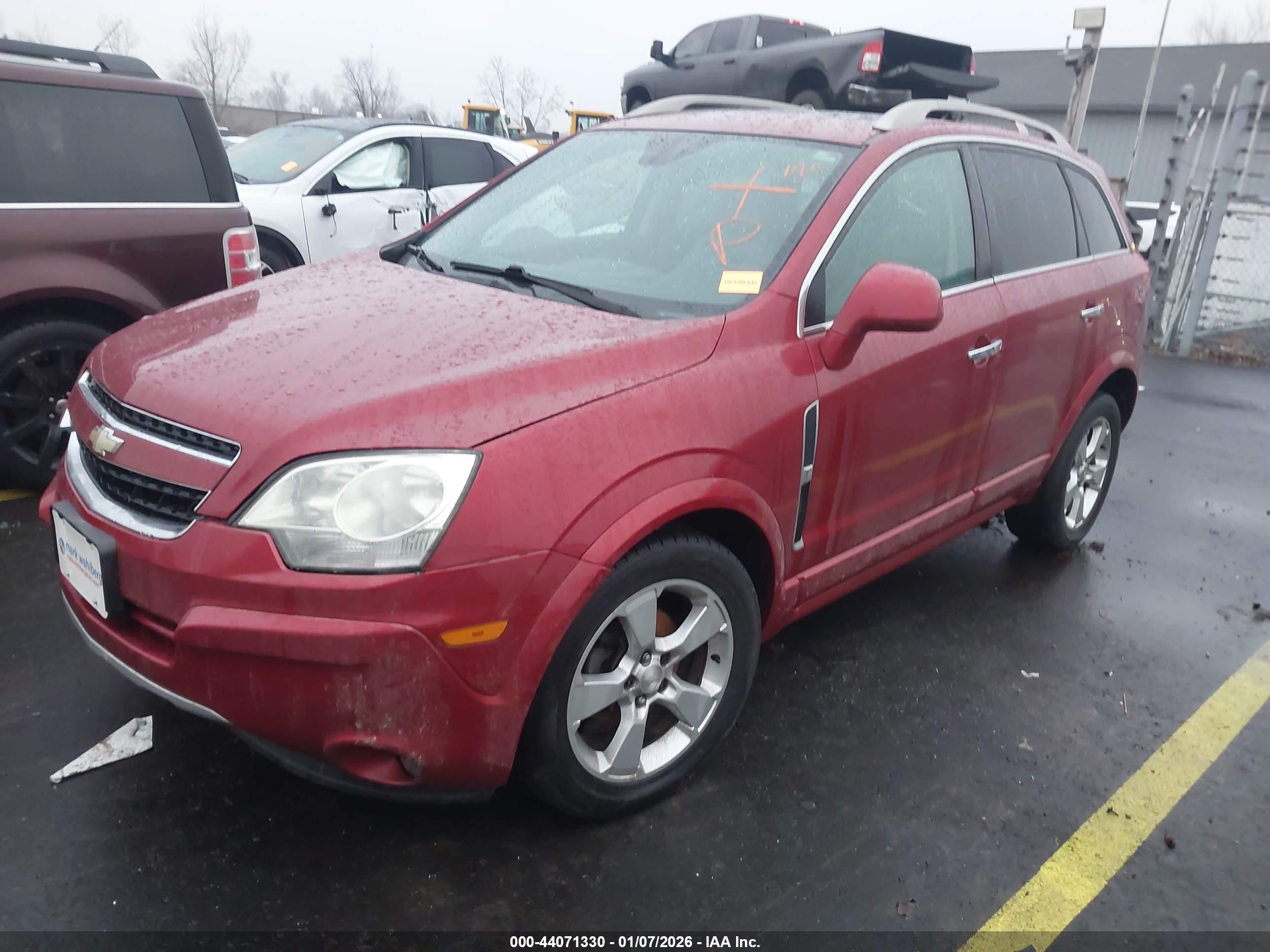 CHEVROLET CAPTIVA image 2