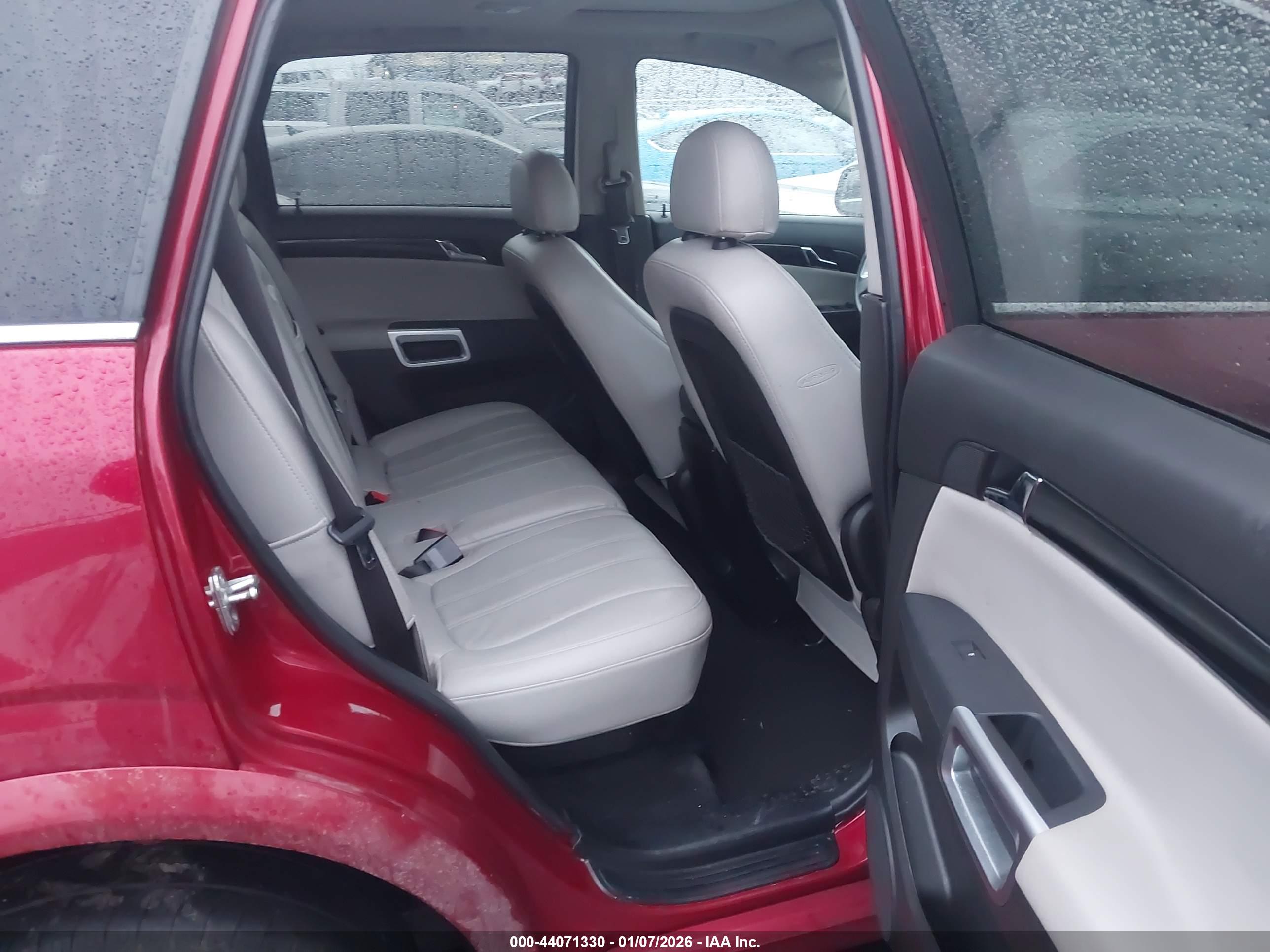 CHEVROLET CAPTIVA image 8