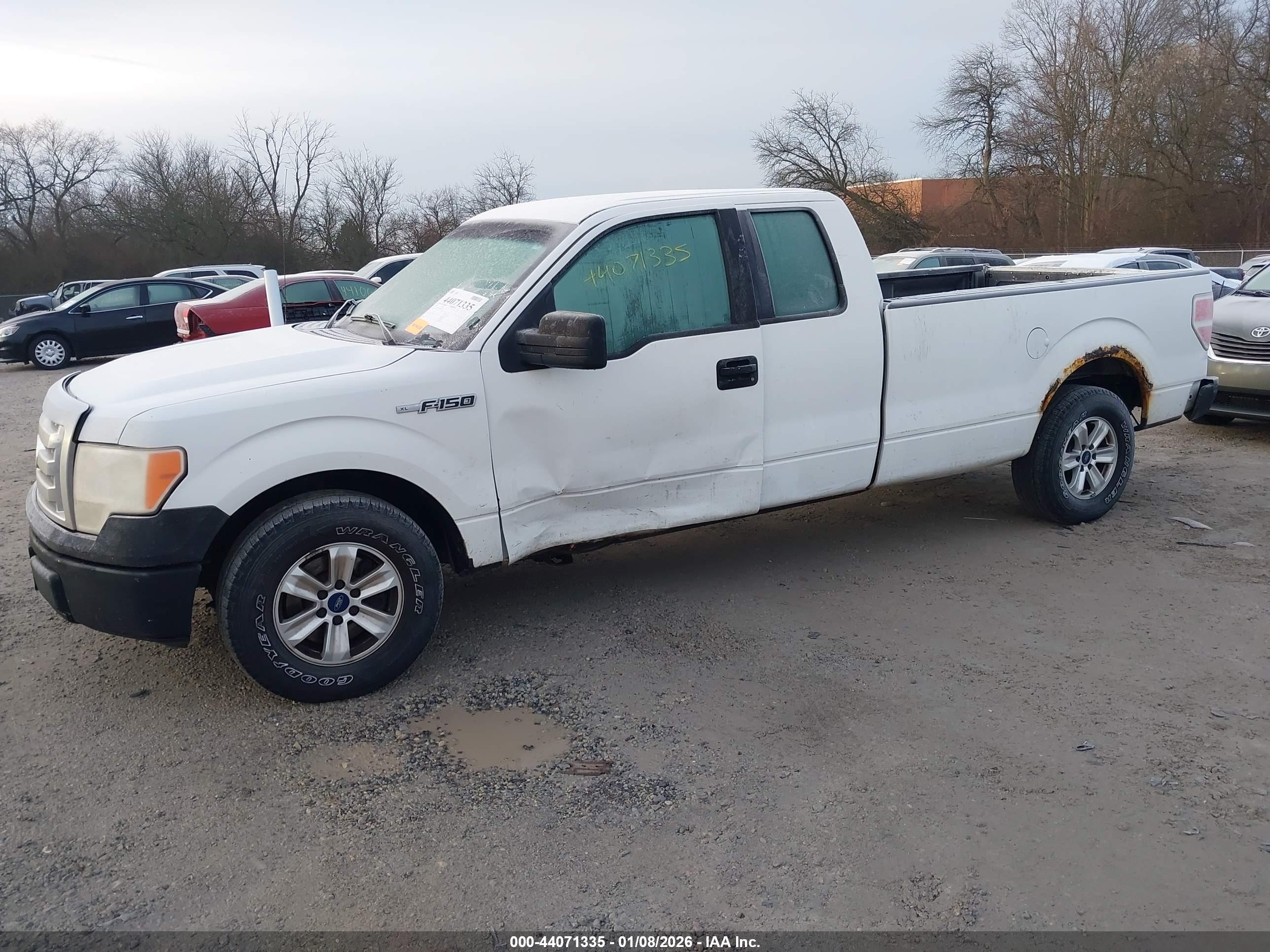 FORD F-150 image 2