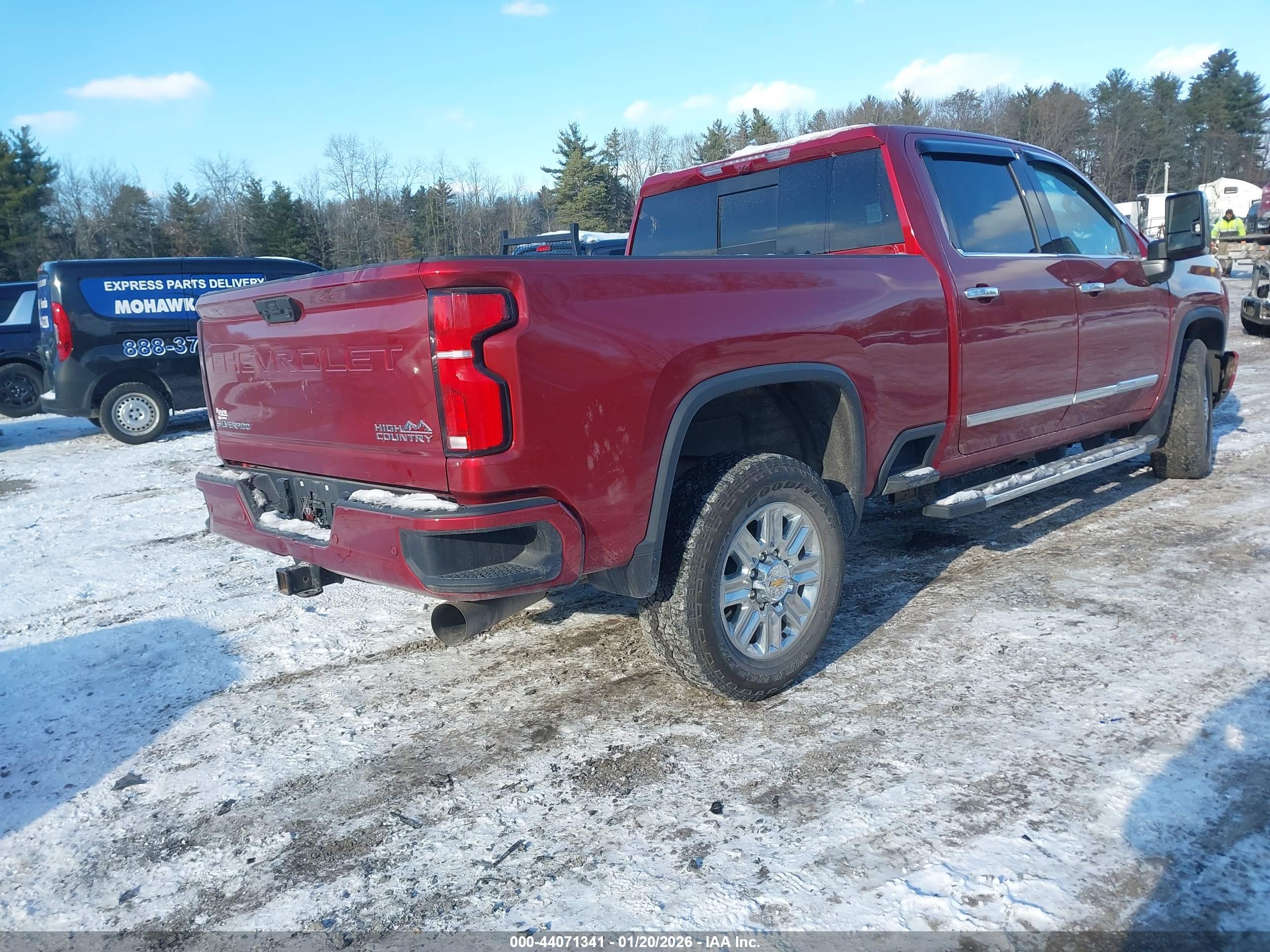 CHEVROLET SILVERADO image 4