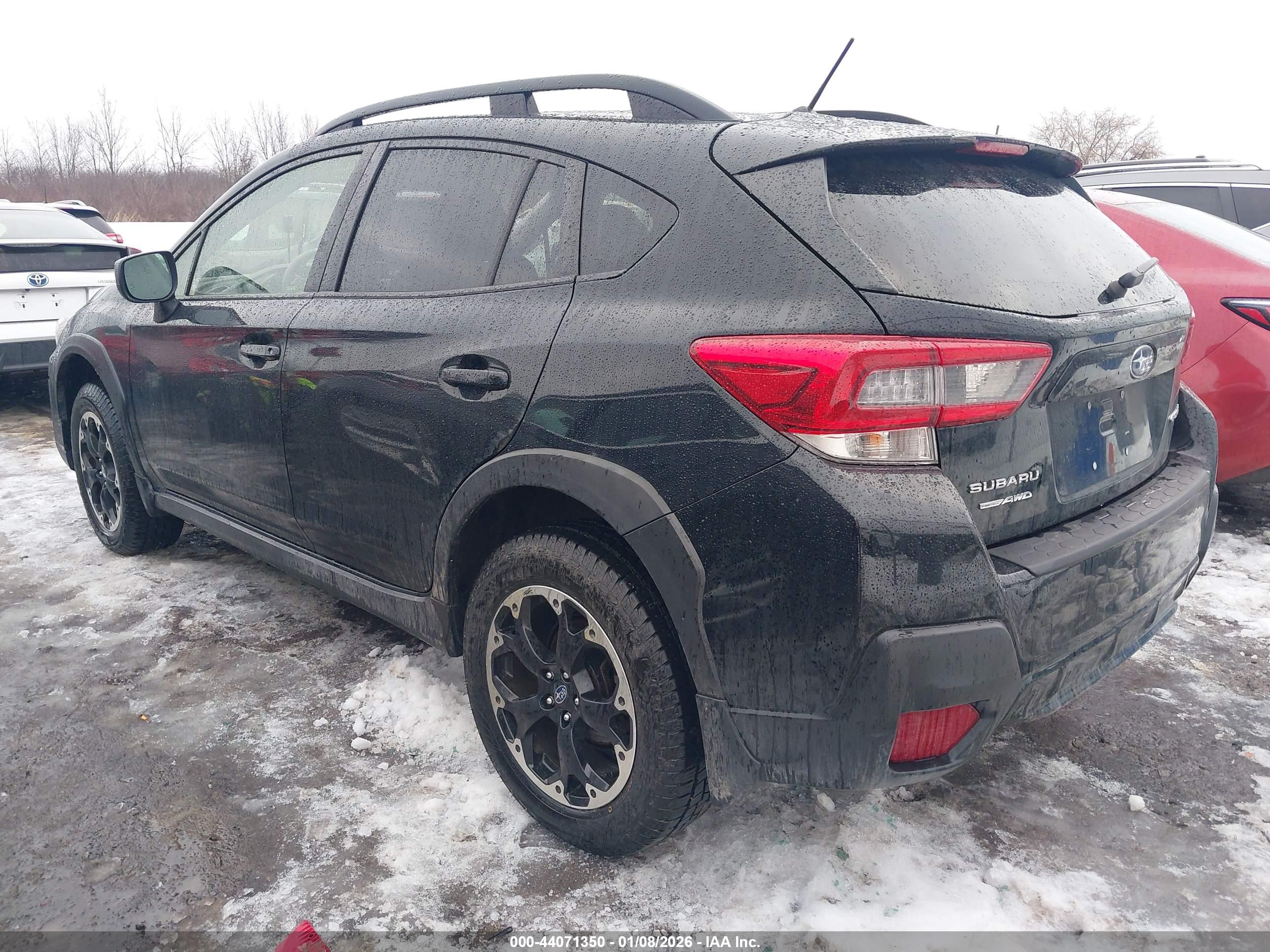 SUBARU CROSSTREK image 3